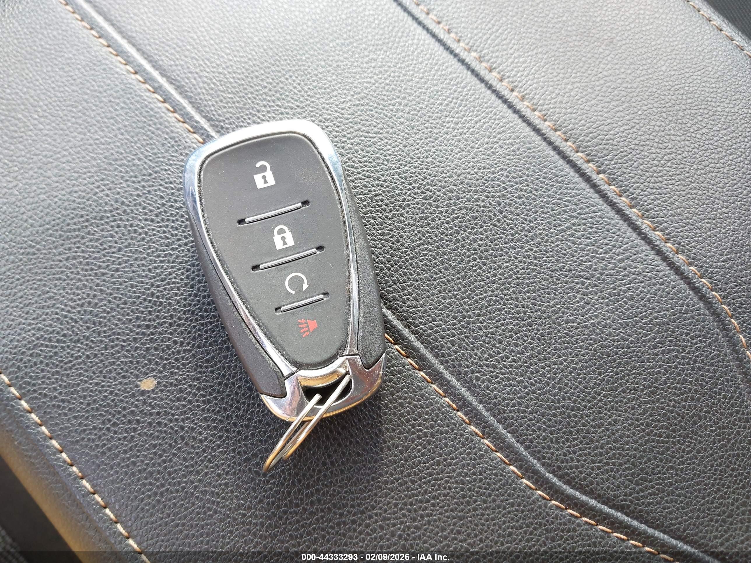 CHEVROLET TRAVERSE image 11