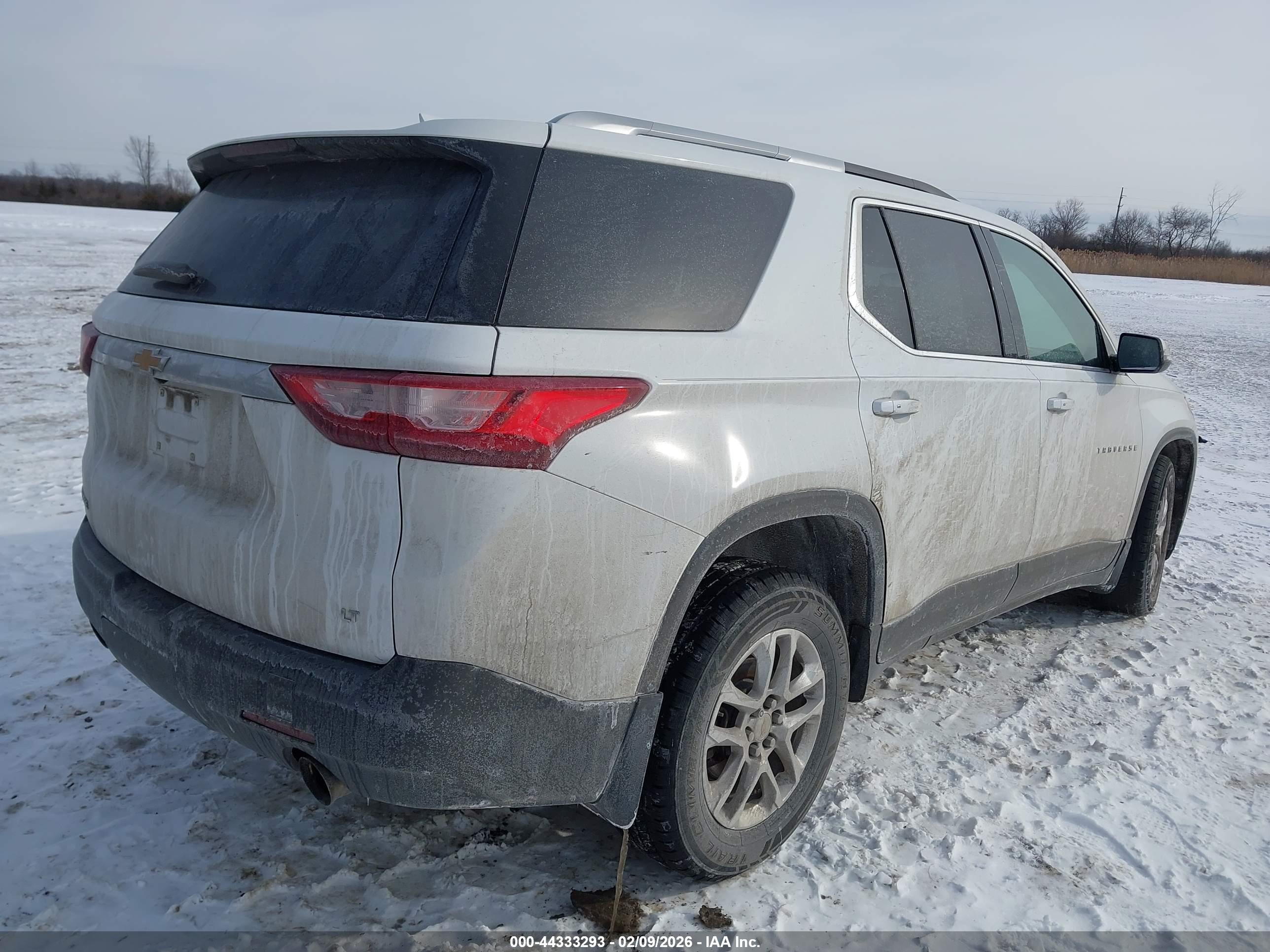 CHEVROLET TRAVERSE image 4