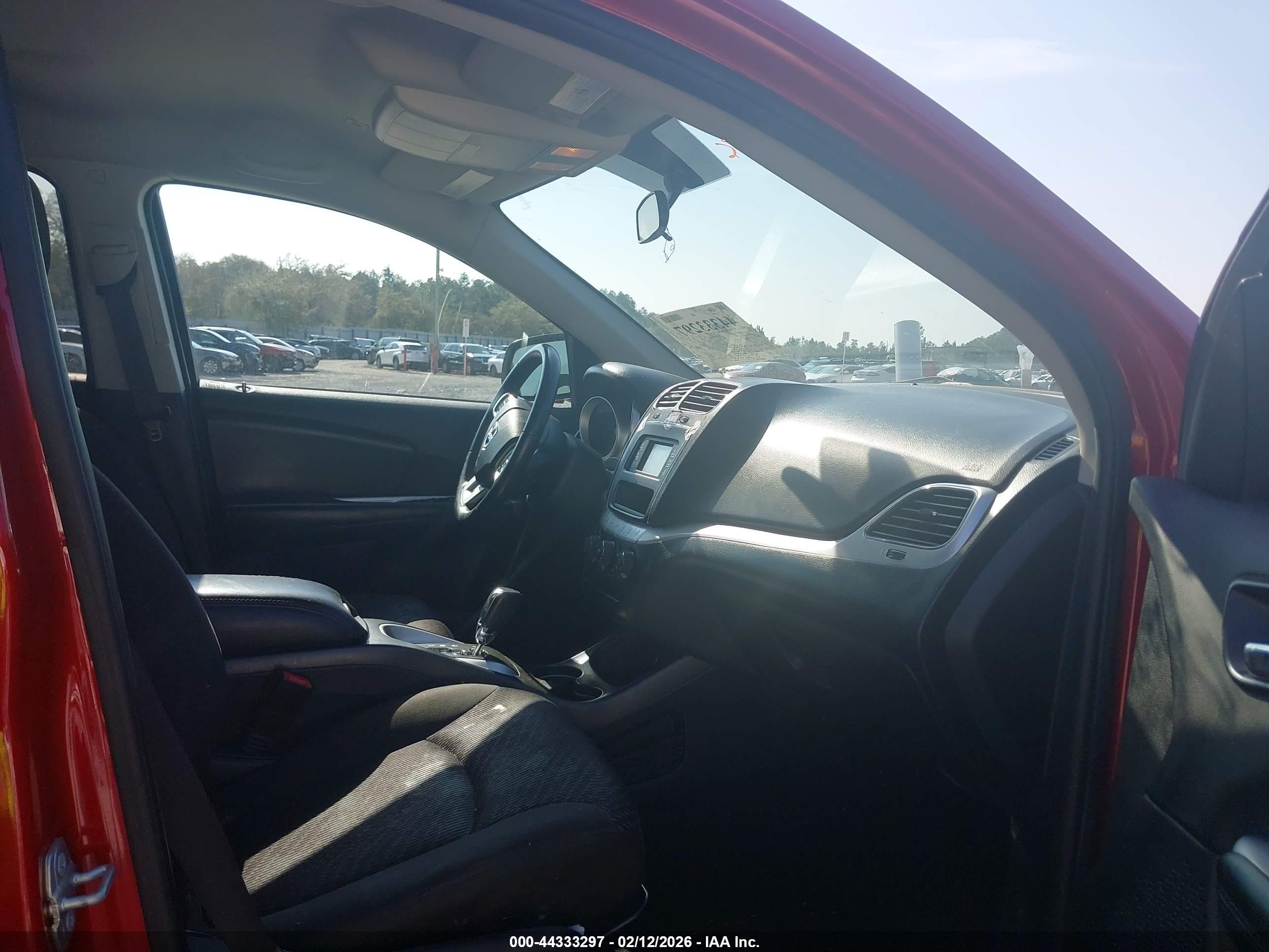 DODGE JOURNEY image 5
