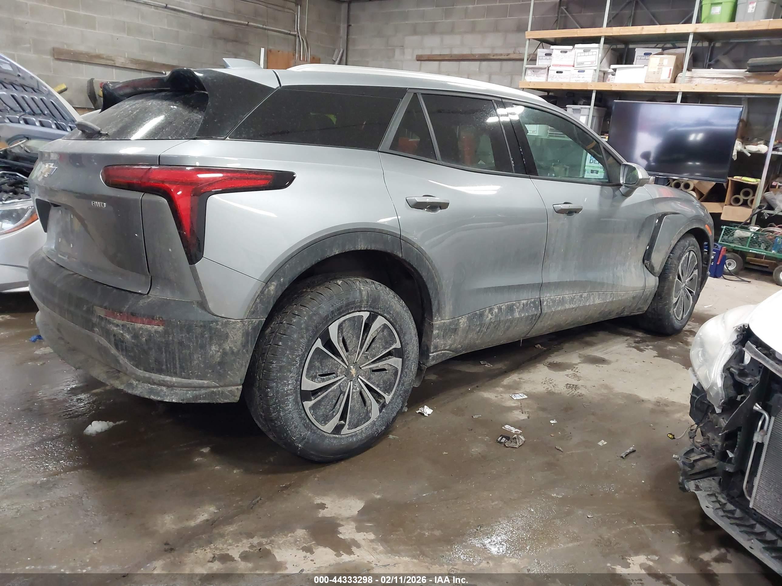 CHEVROLET BLAZER image 4