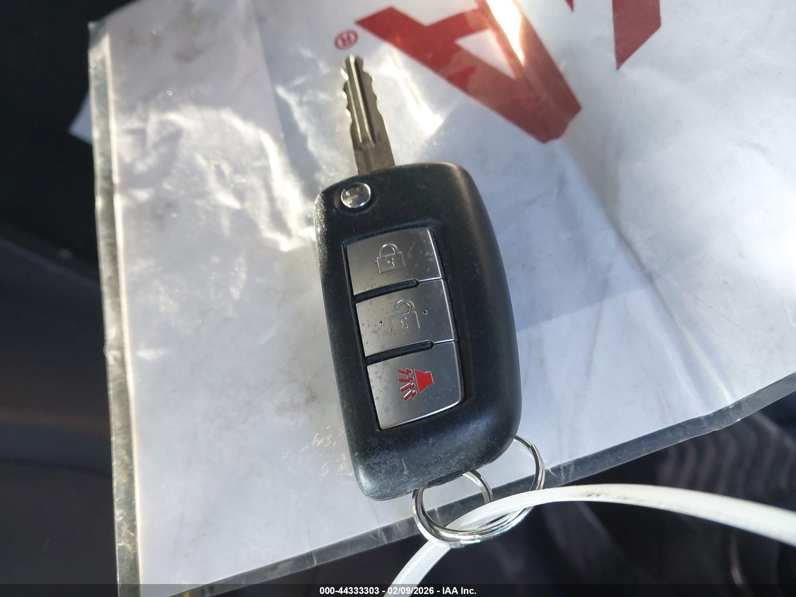 NISSAN ROGUE image 11