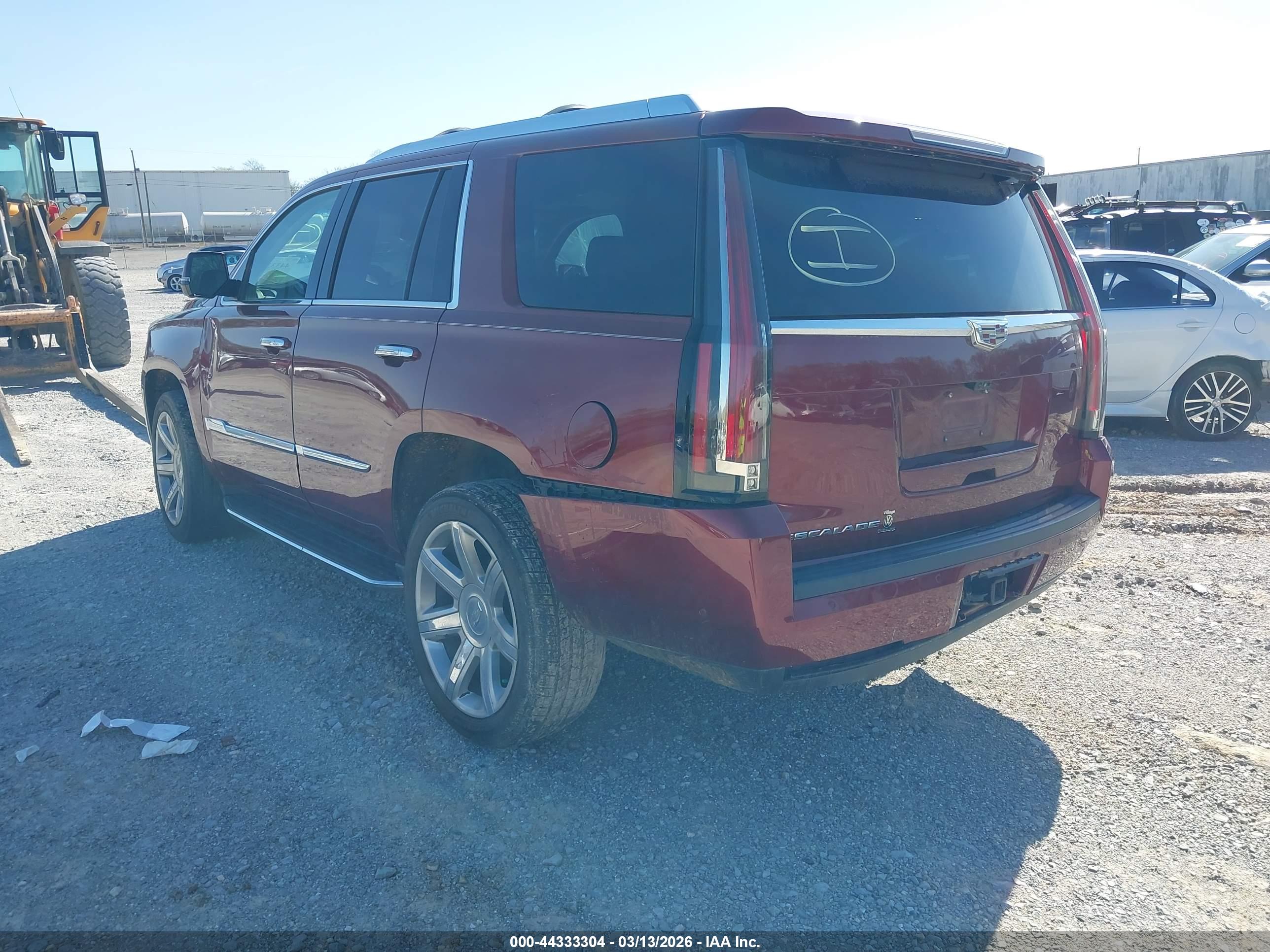 CADILLAC ESCALADE image 3