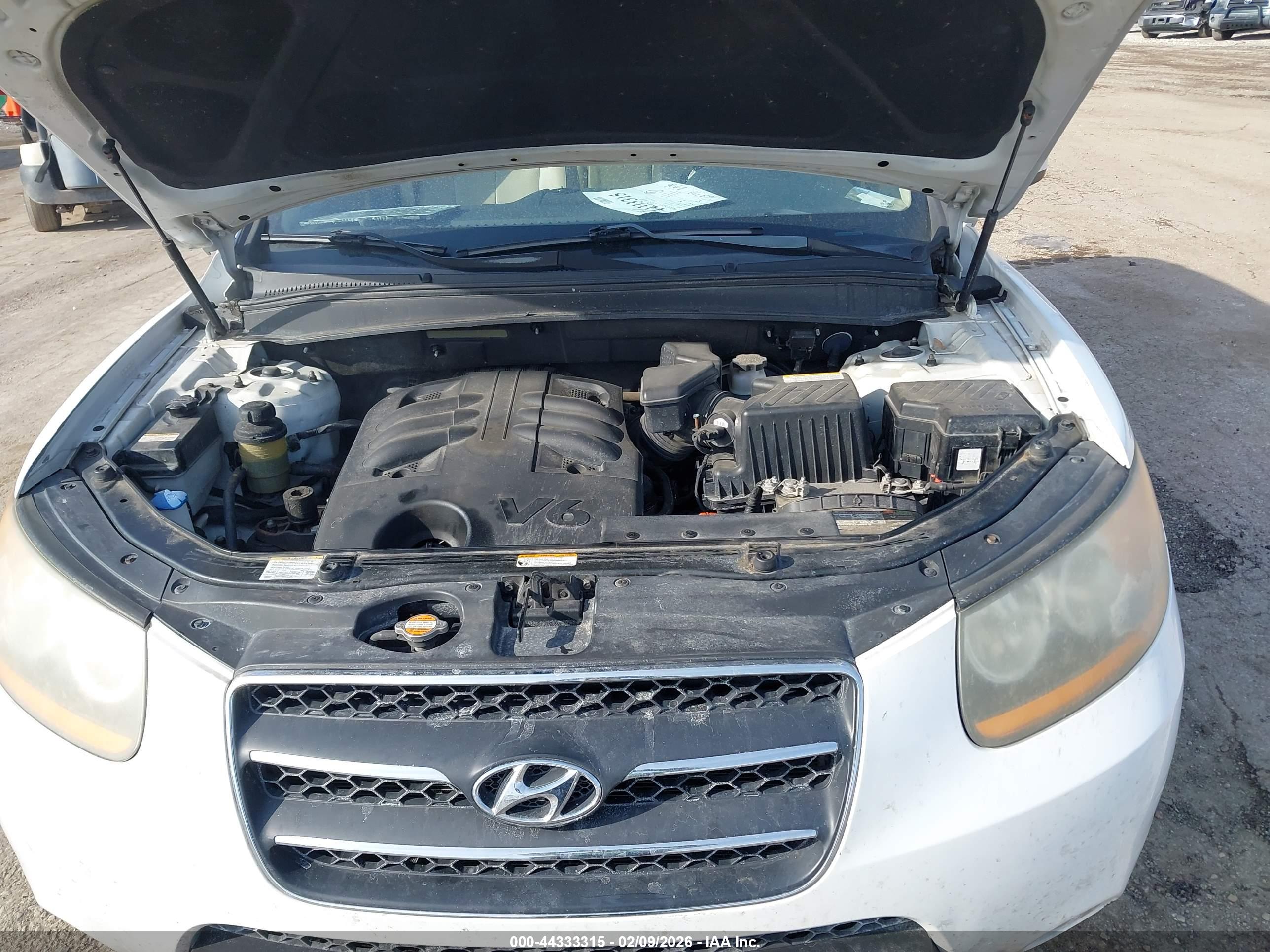 HYUNDAI SANTA image 10