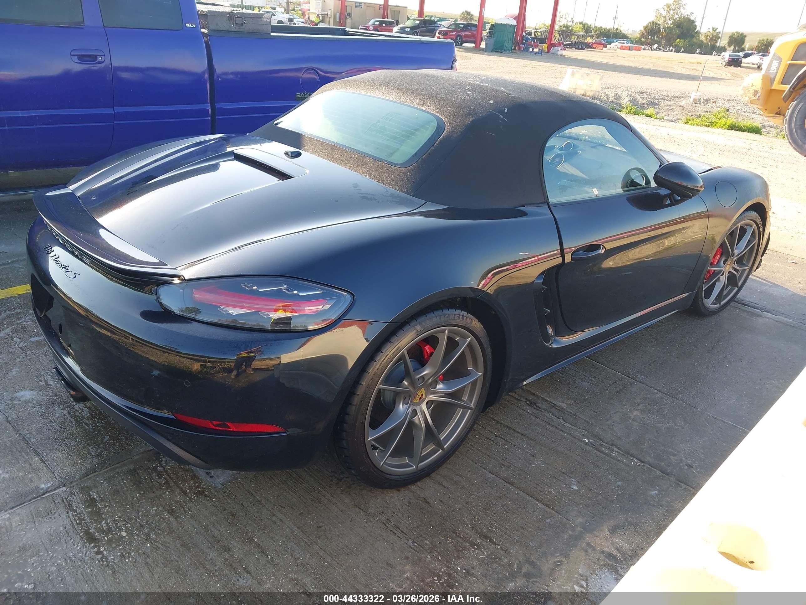 PORSCHE 718 image 4