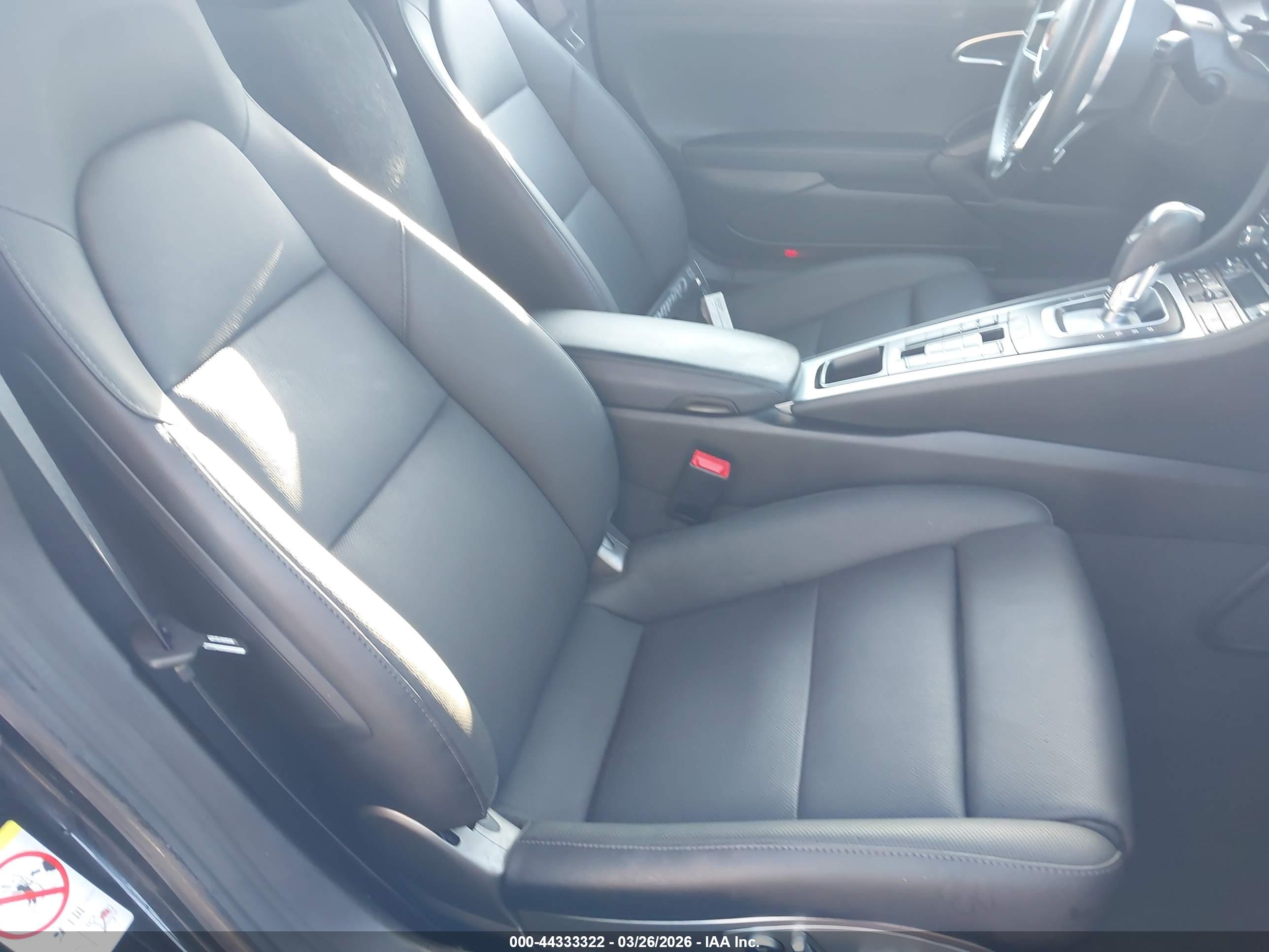 PORSCHE 718 image 8