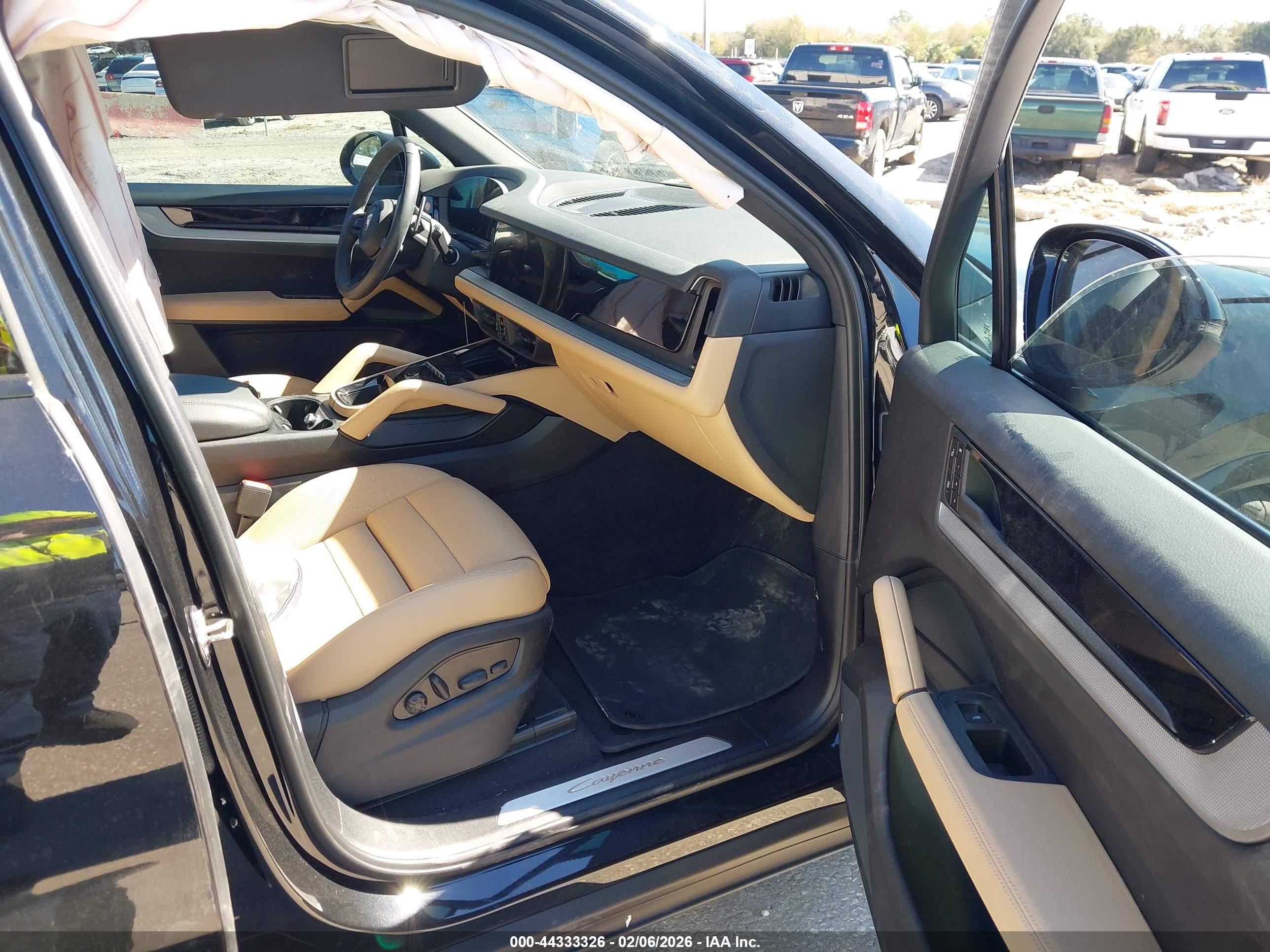 PORSCHE CAYENNE image 5