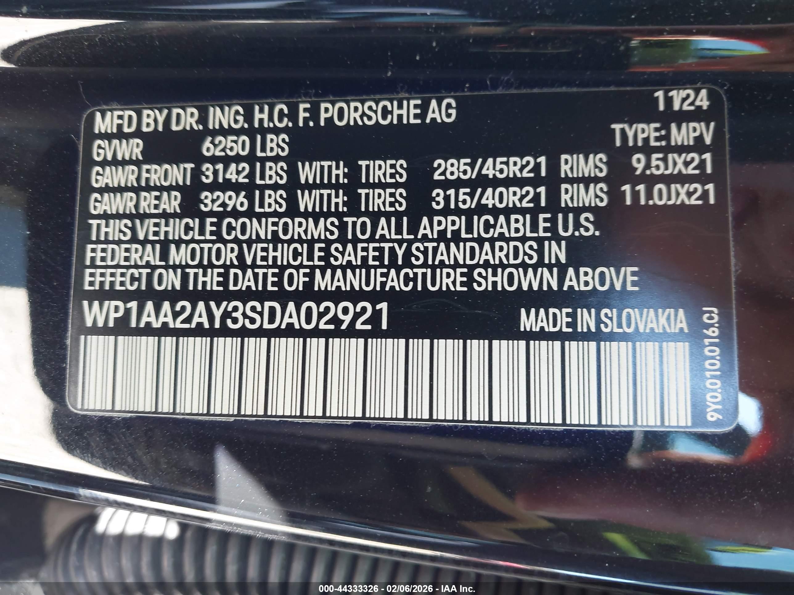 PORSCHE CAYENNE image 9