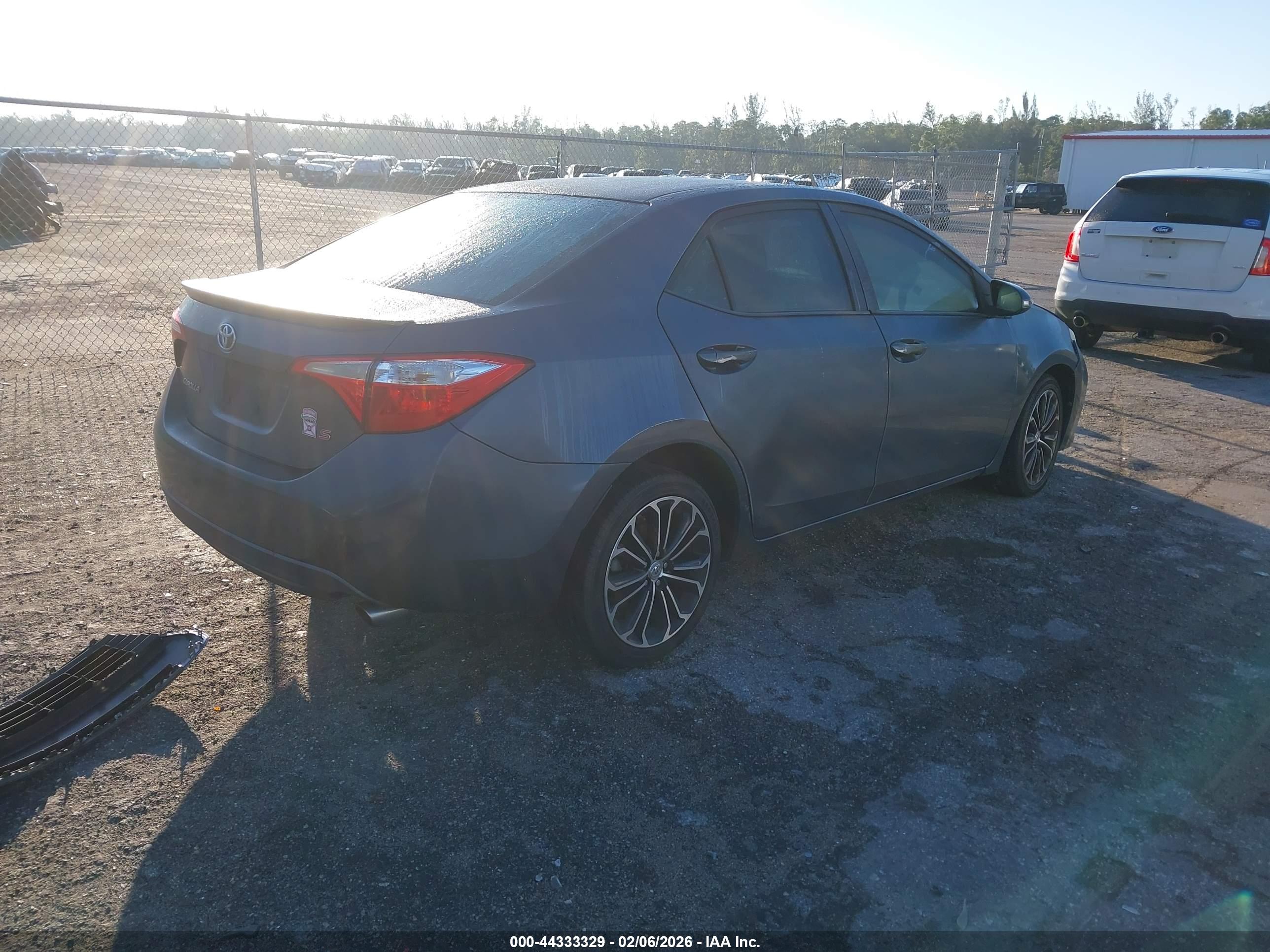 TOYOTA COROLLA image 4