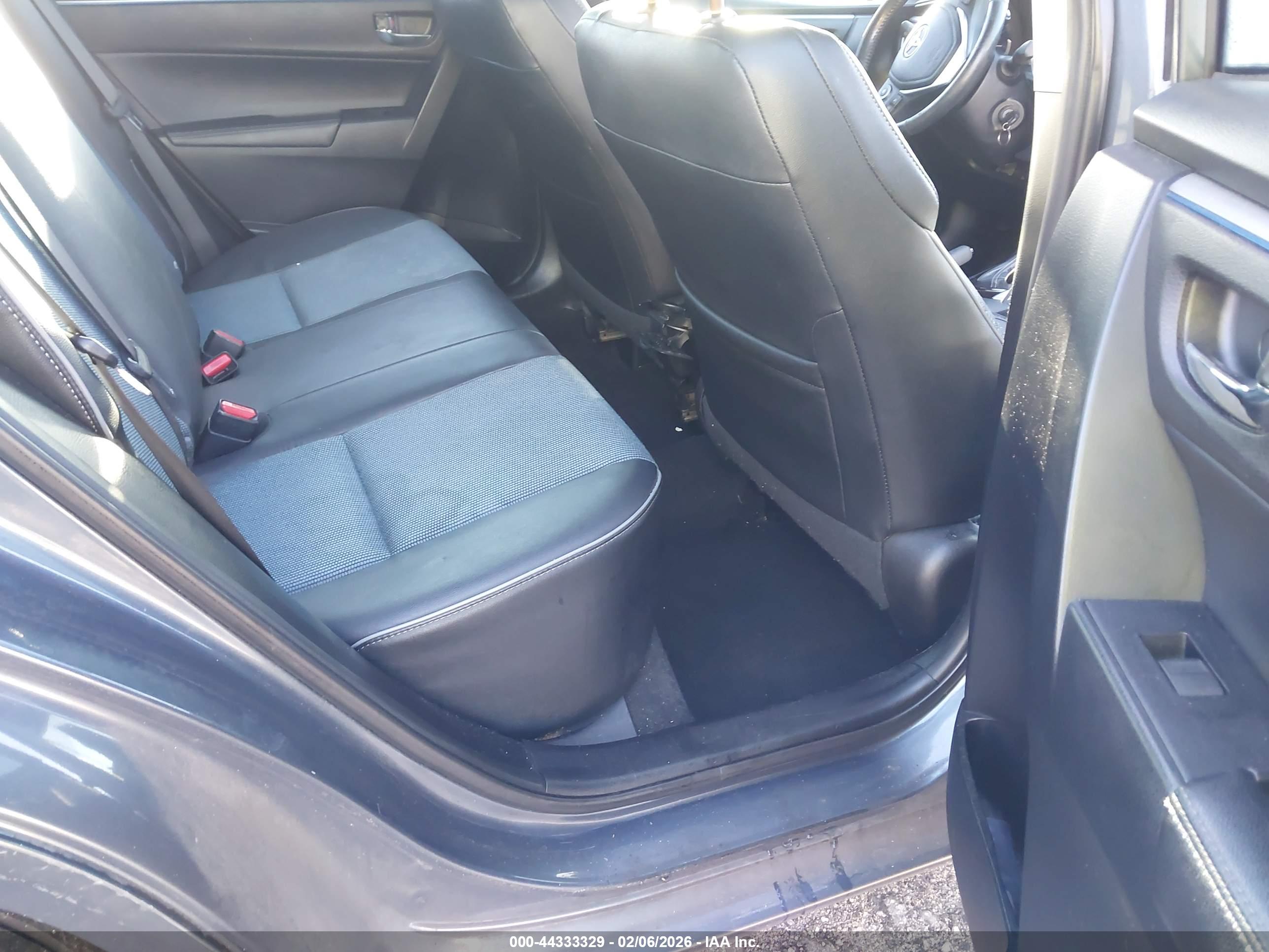 TOYOTA COROLLA image 8