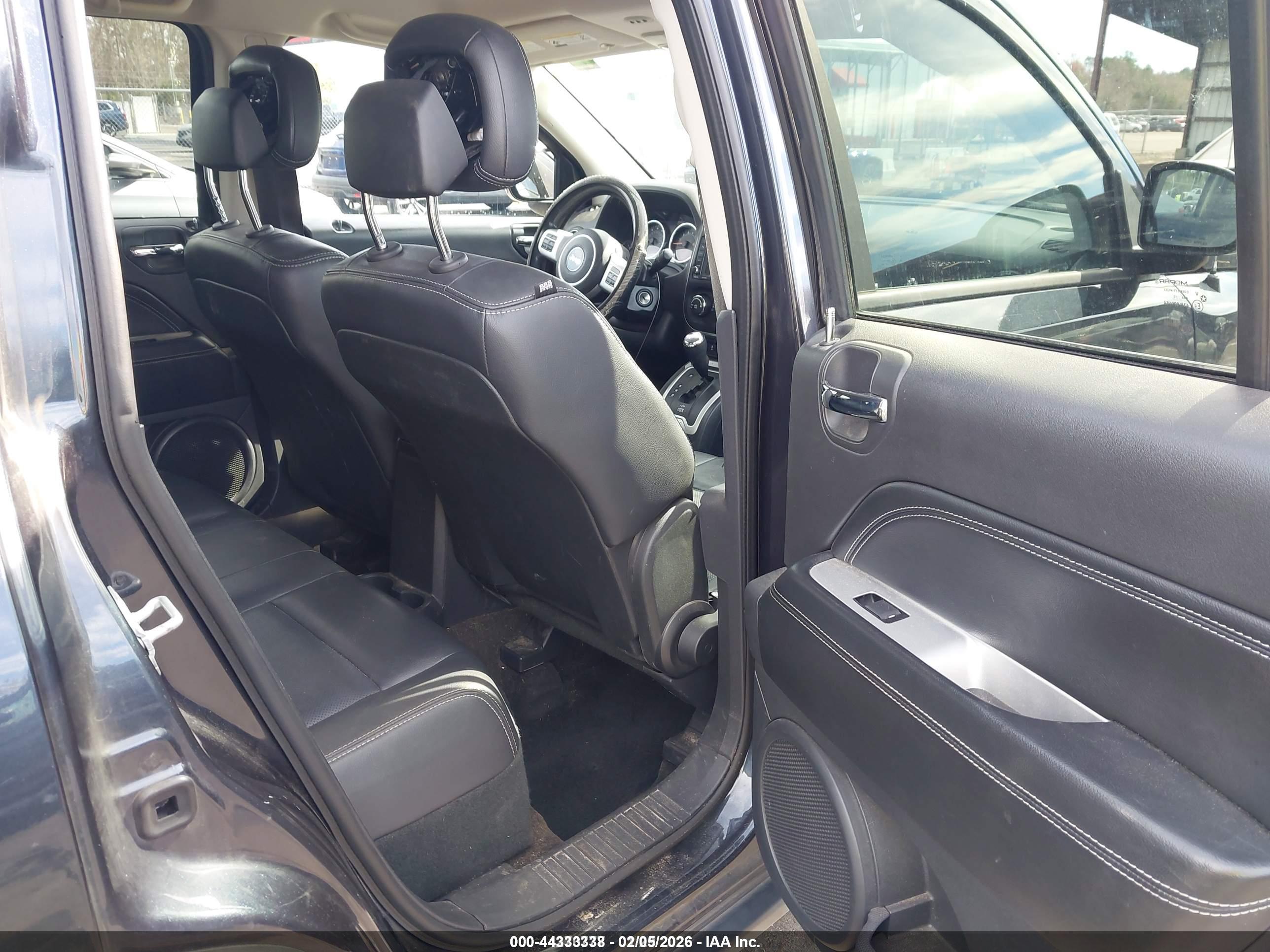 JEEP COMPASS image 8