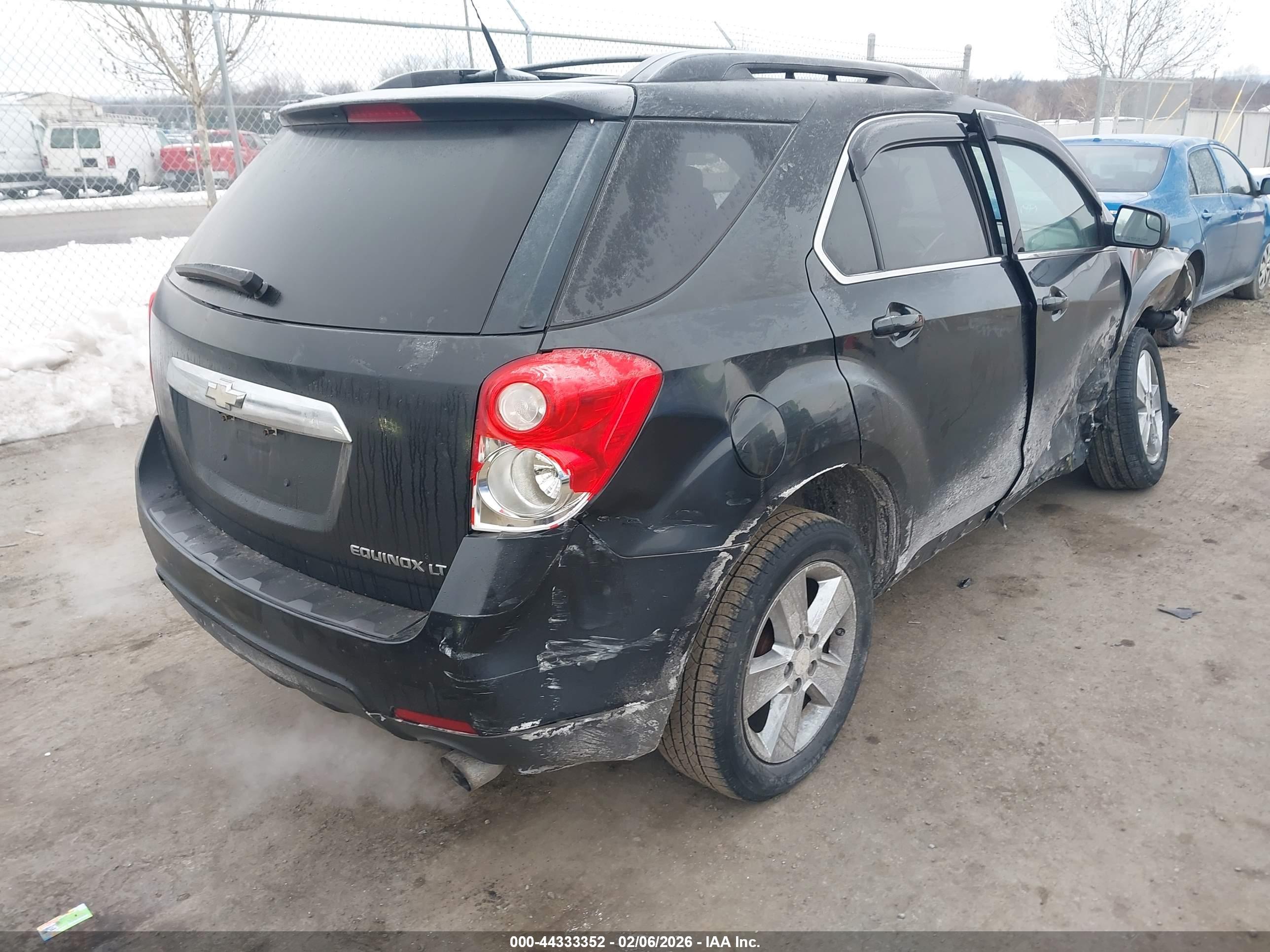 CHEVROLET EQUINOX image 4