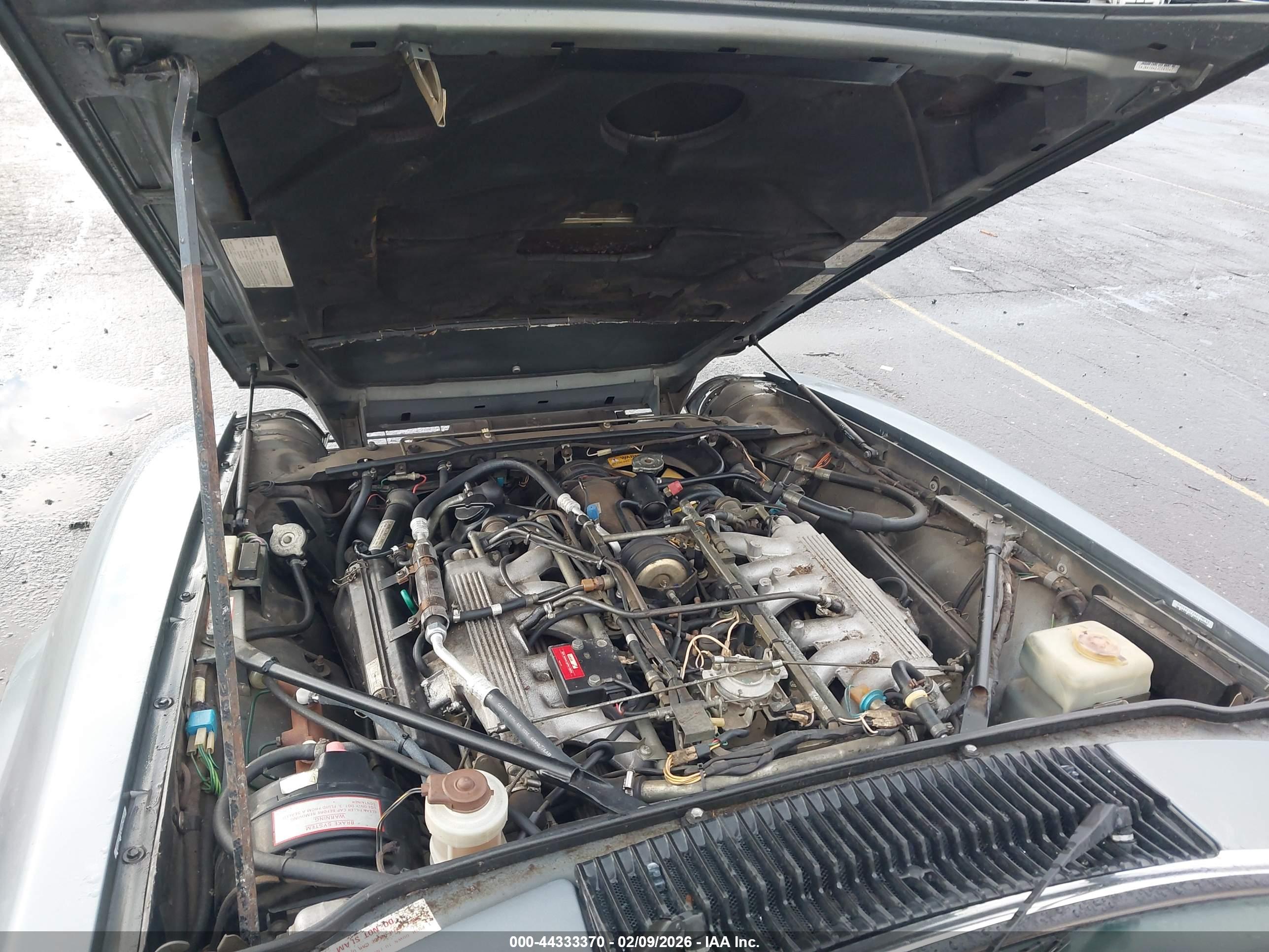 JAGUAR XJS image 10
