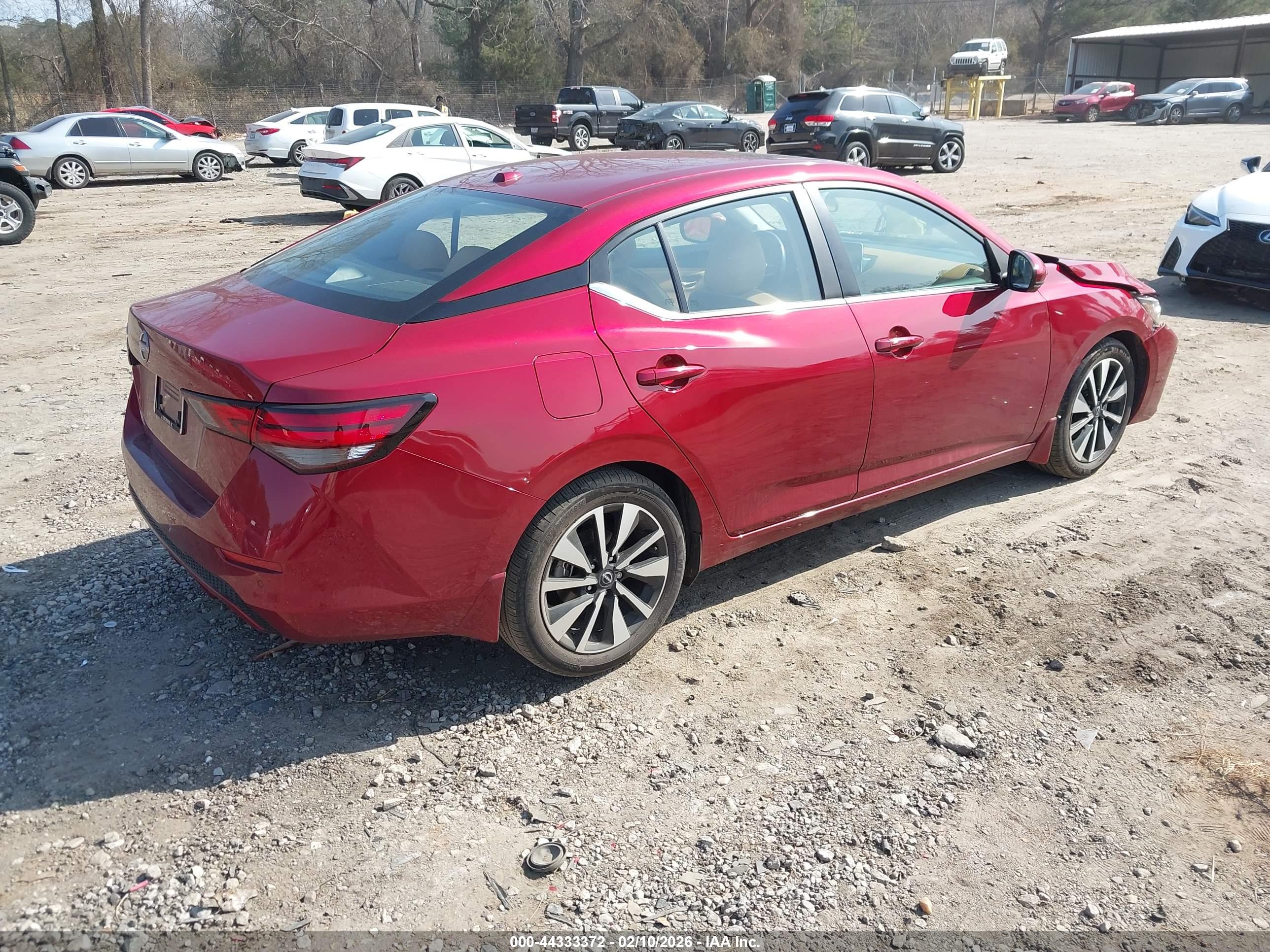 NISSAN SENTRA image 4