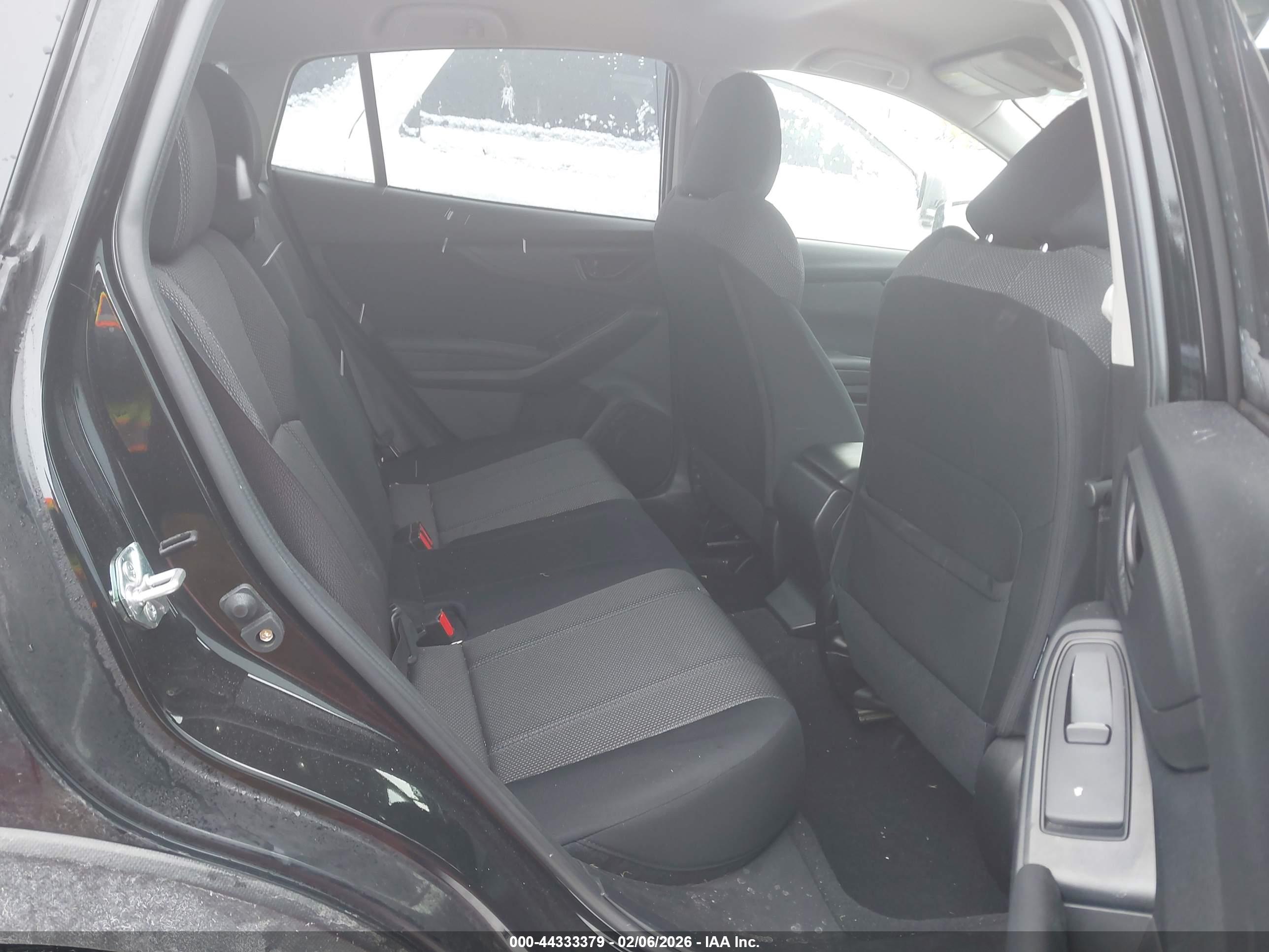 SUBARU CROSSTREK image 8