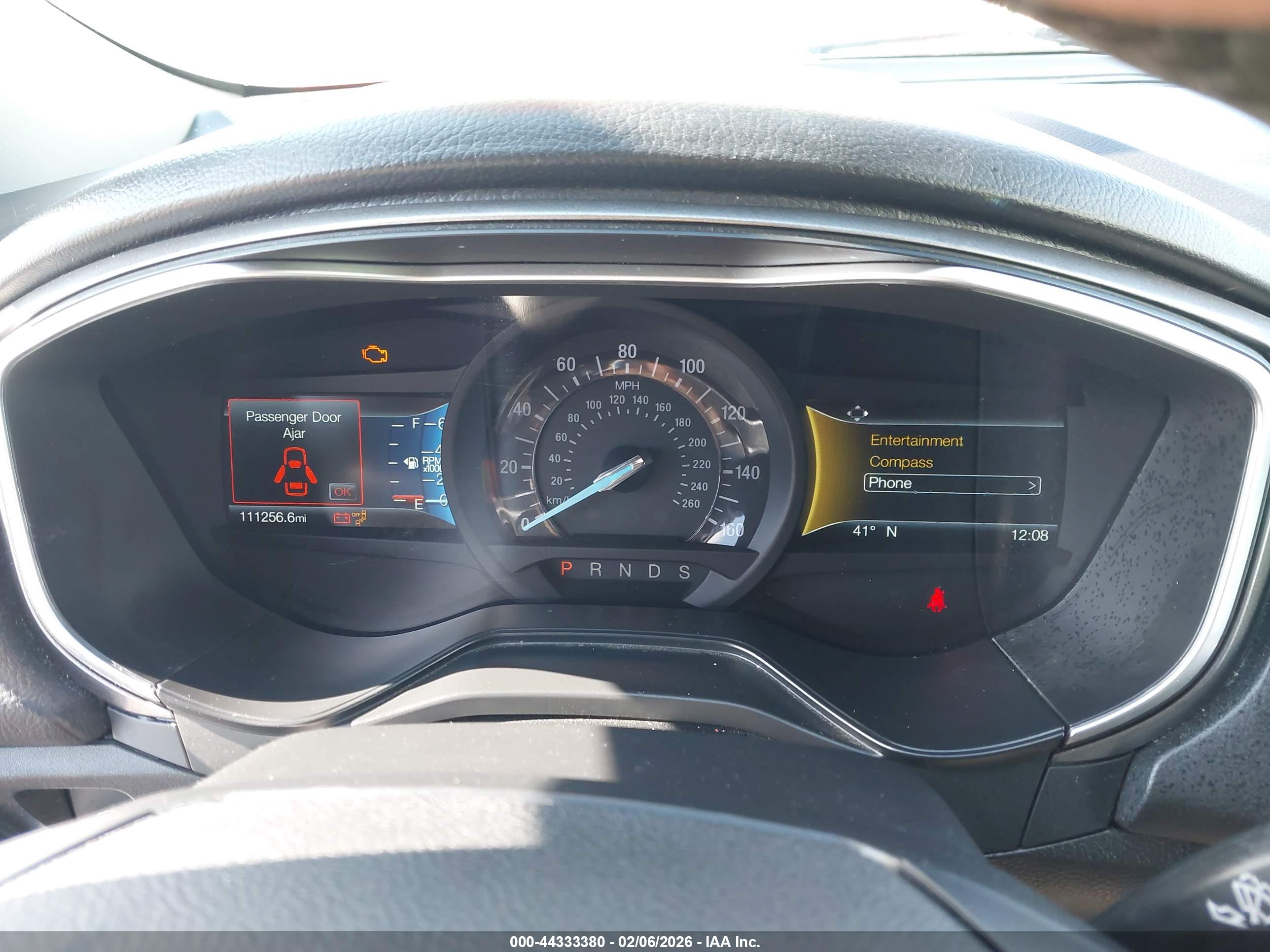 FORD FUSION image 7