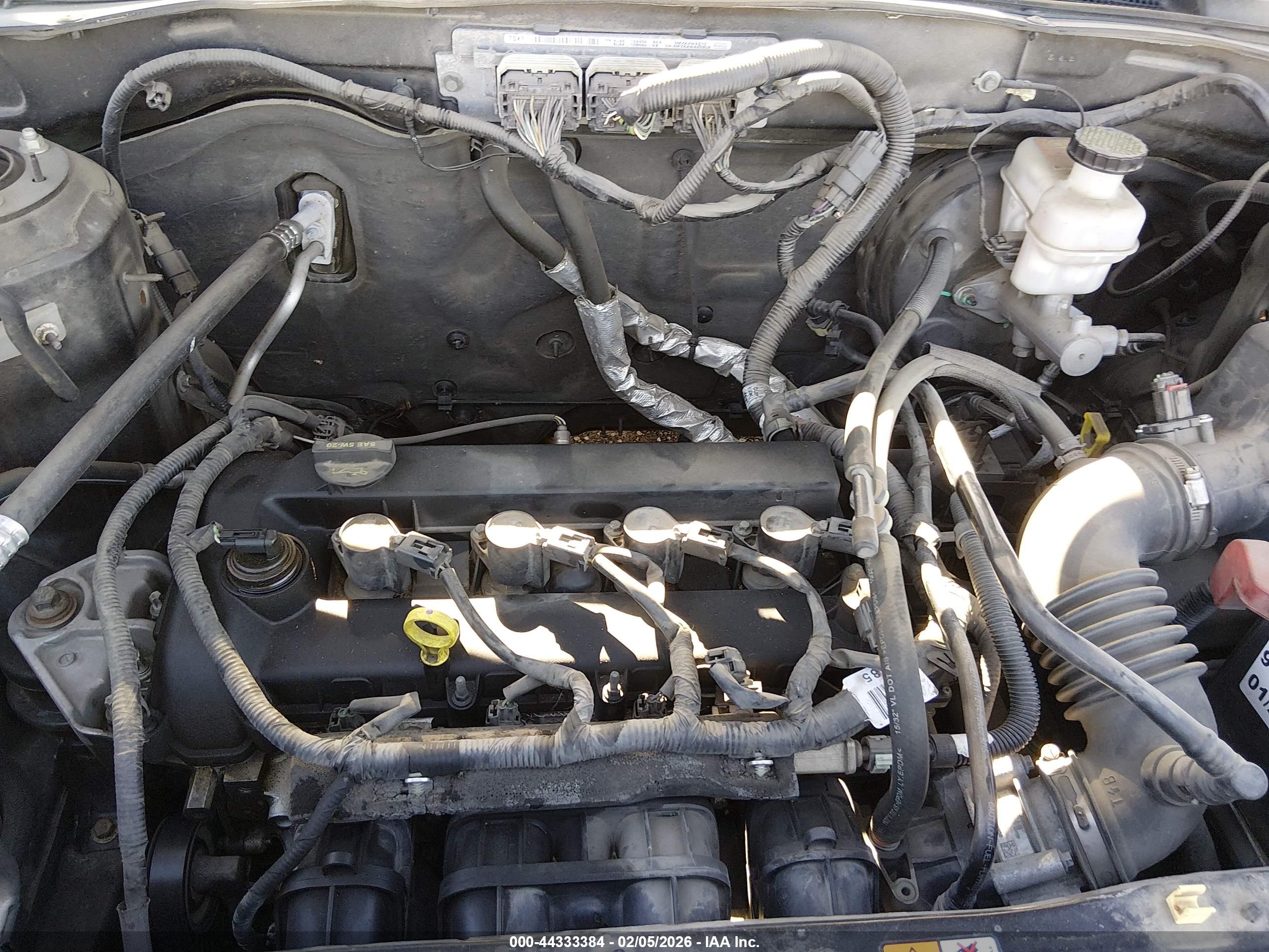 FORD ESCAPE image 6