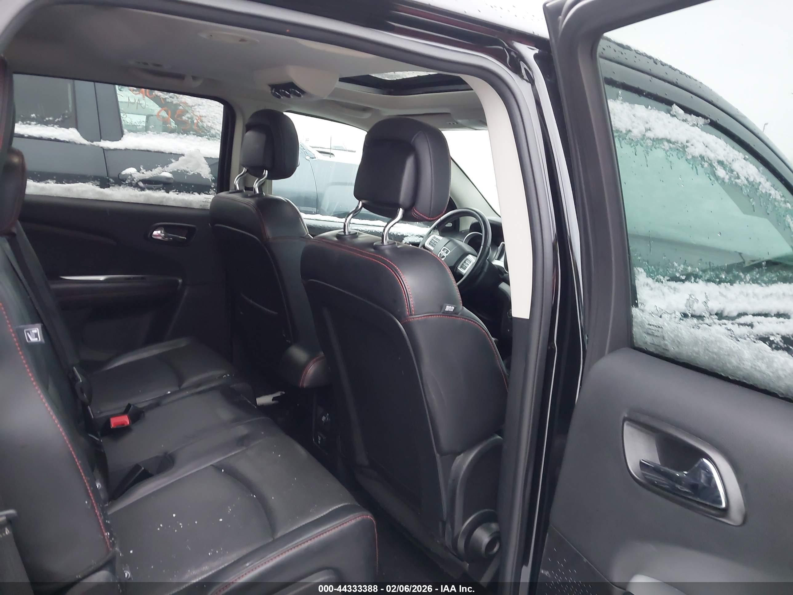 DODGE JOURNEY image 8