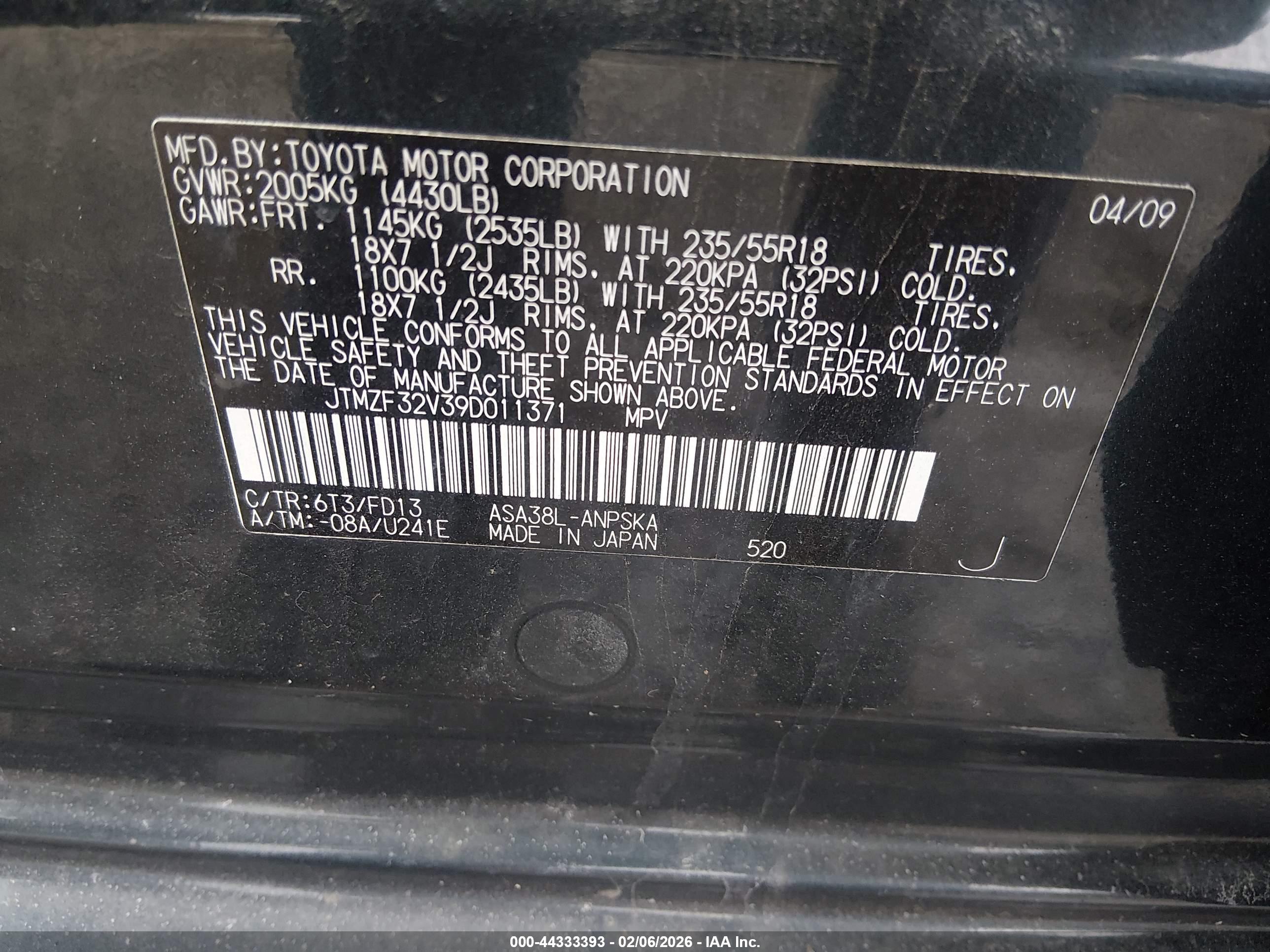 TOYOTA RAV4 image 9