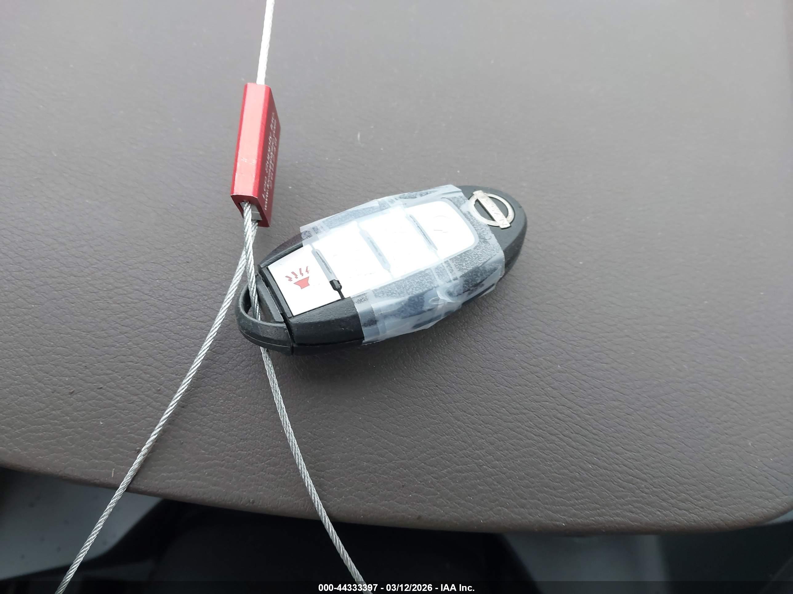 NISSAN ROGUE image 11