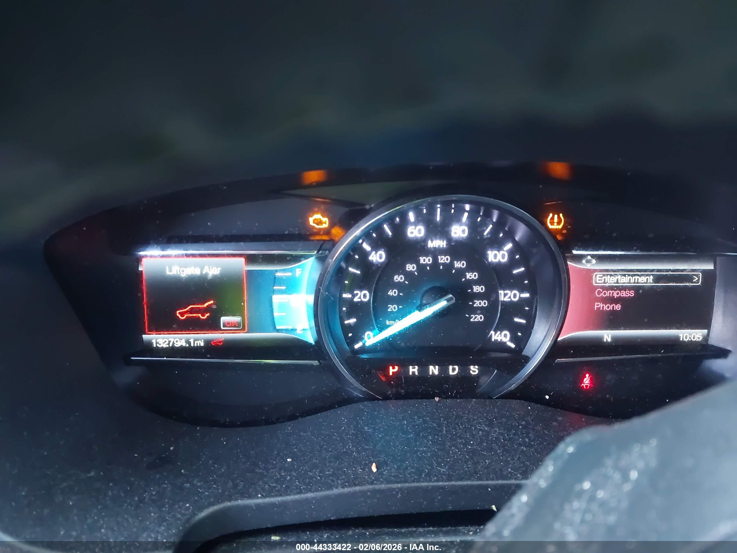 FORD EXPLORER image 7