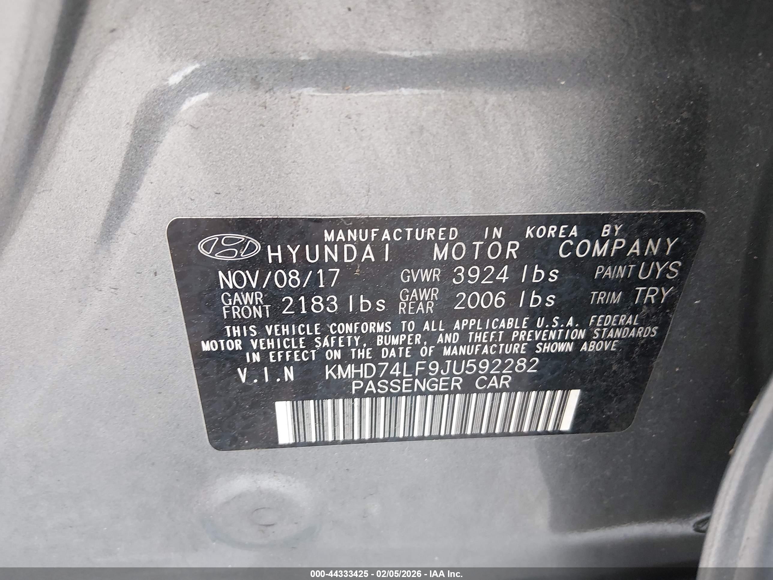 HYUNDAI ELANTRA image 9