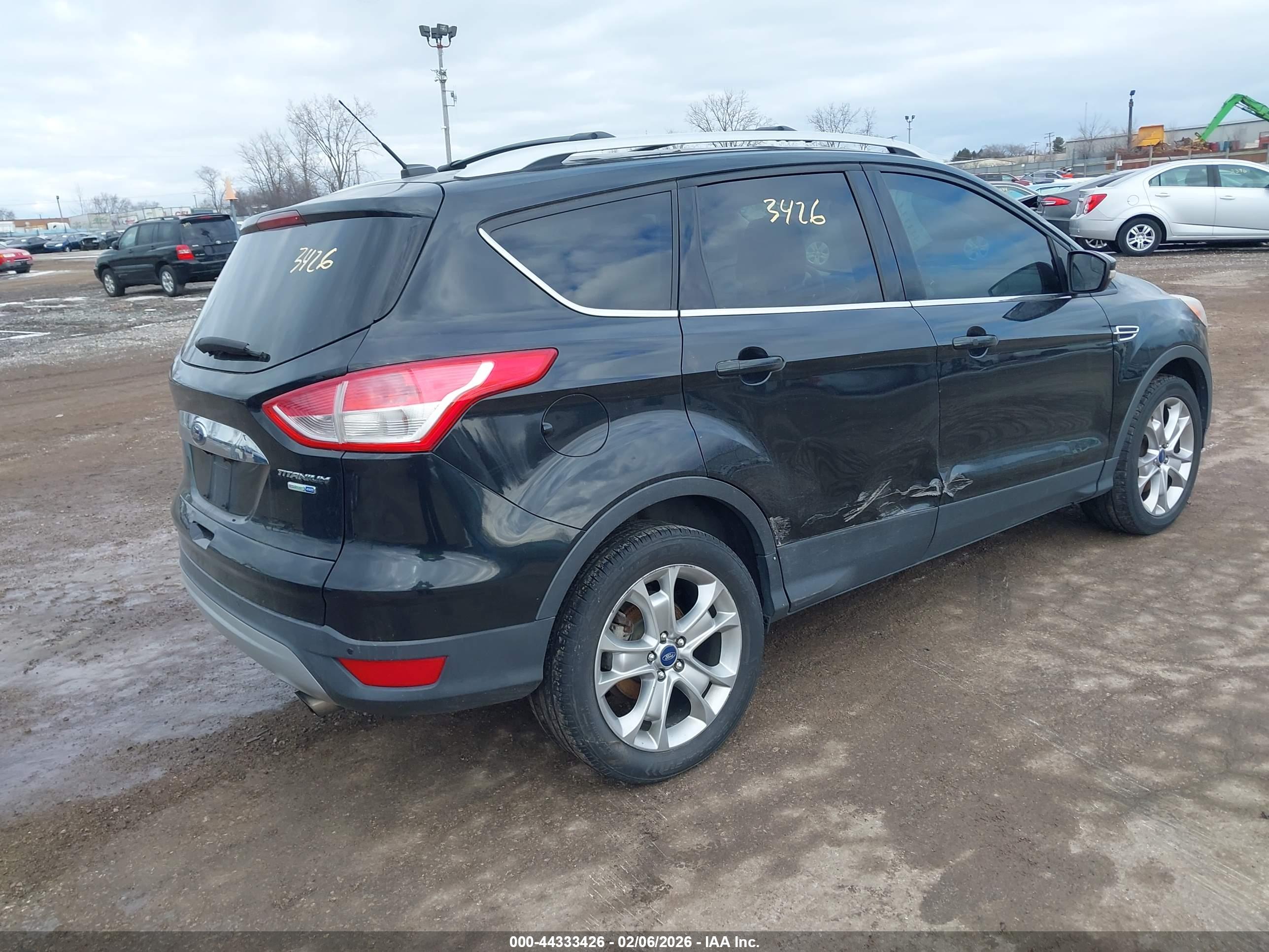 FORD ESCAPE image 4