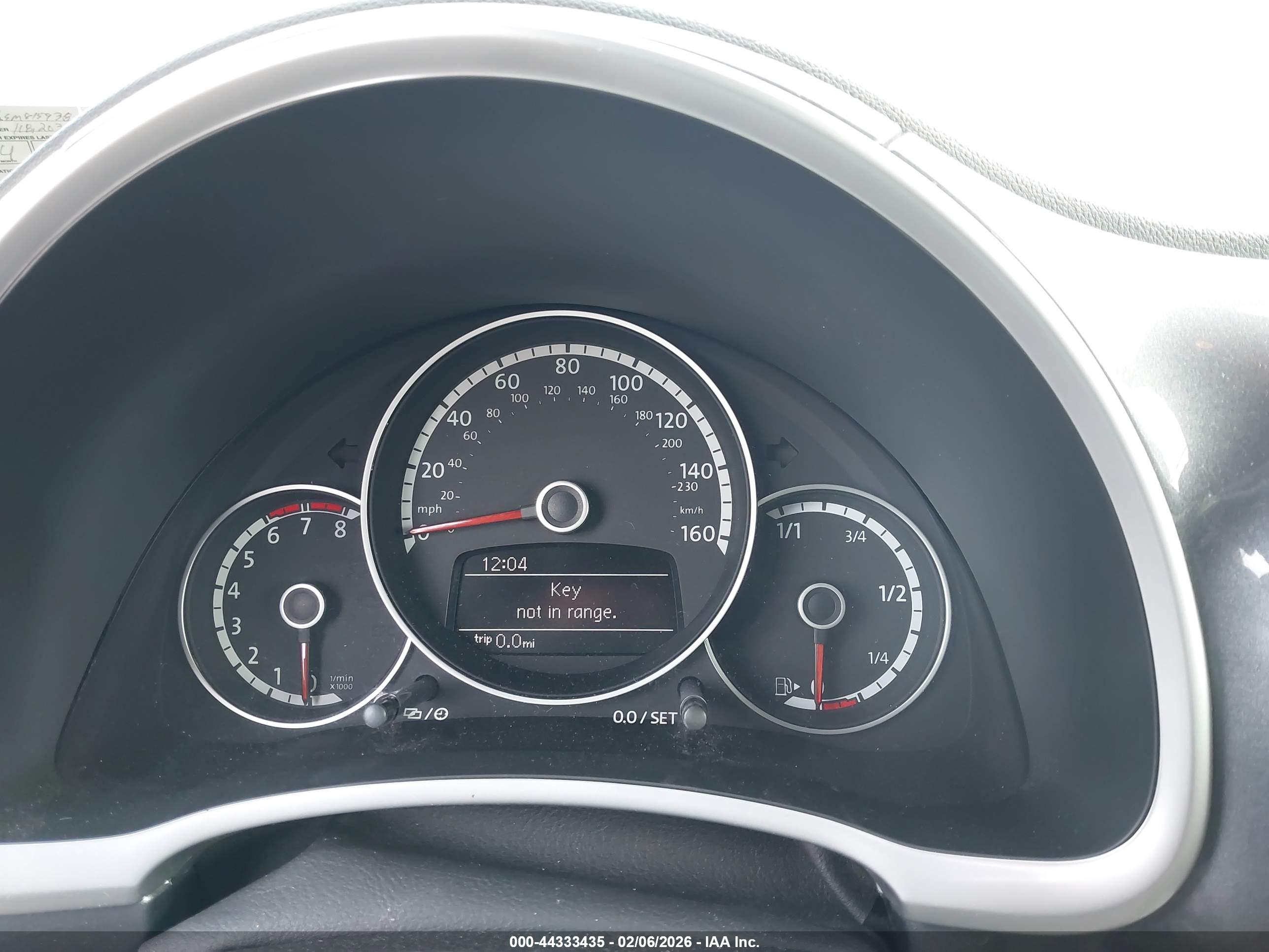 VOLKSWAGEN BEETLE image 7