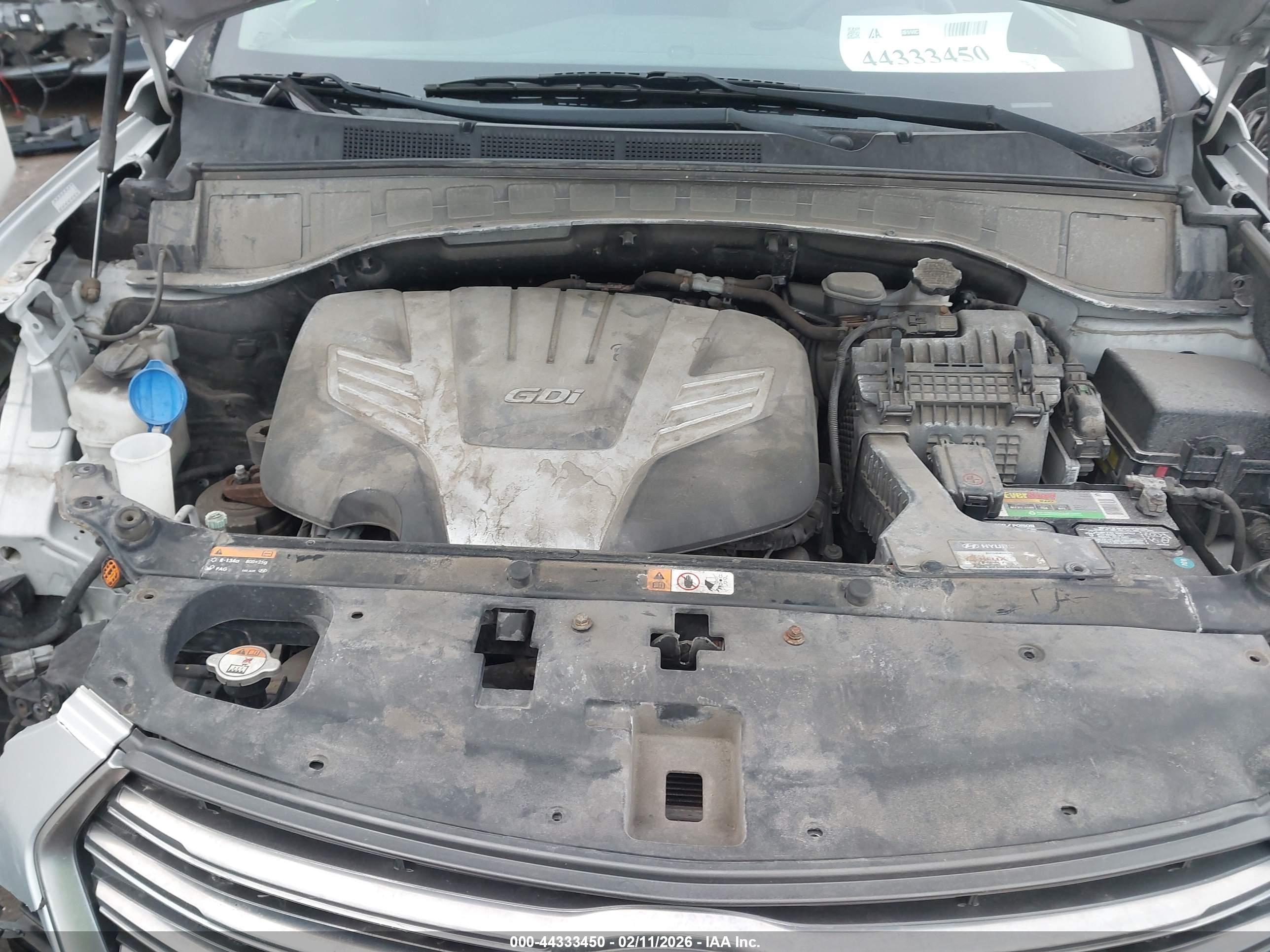 HYUNDAI SANTA image 10