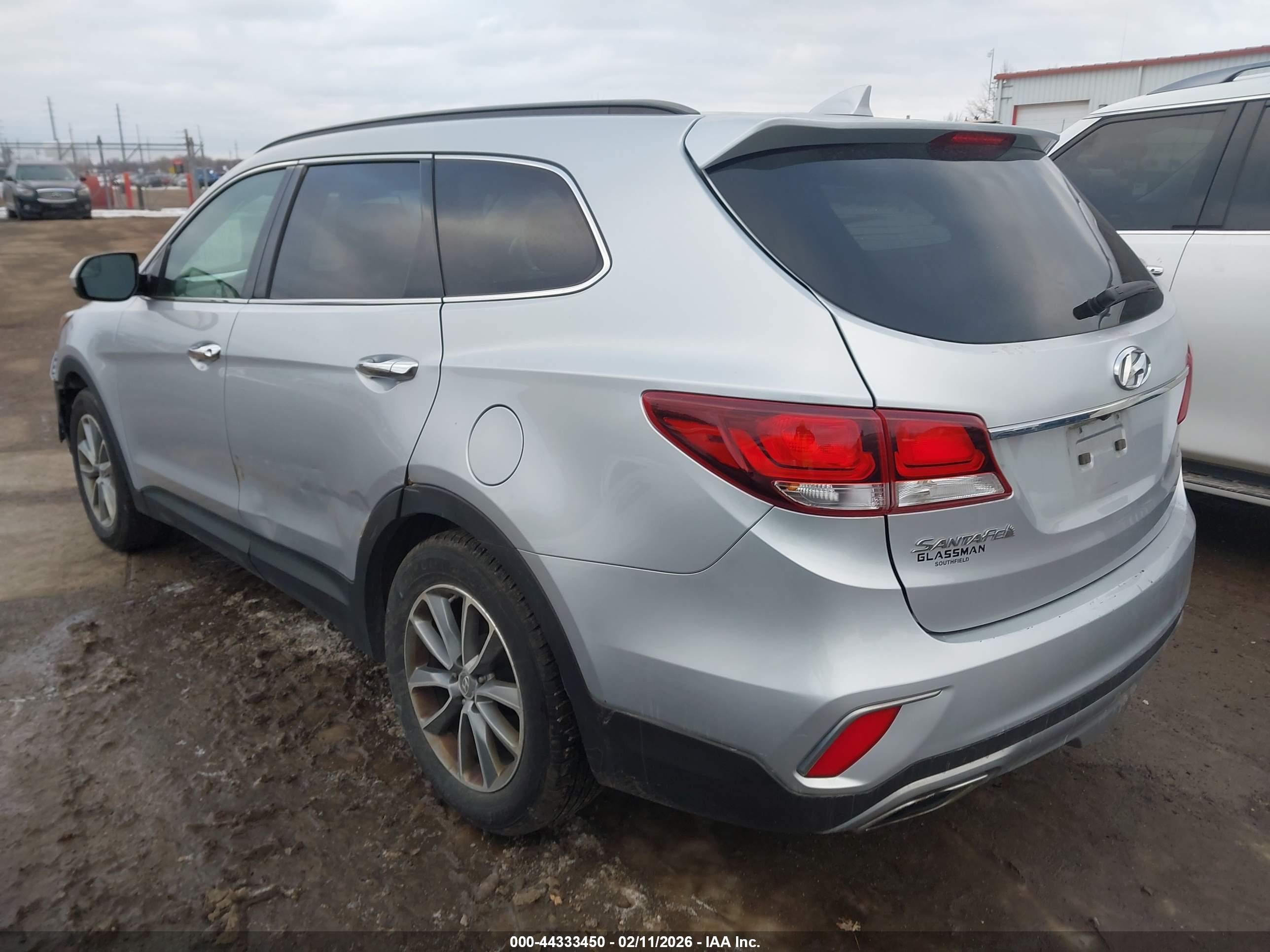 HYUNDAI SANTA image 3