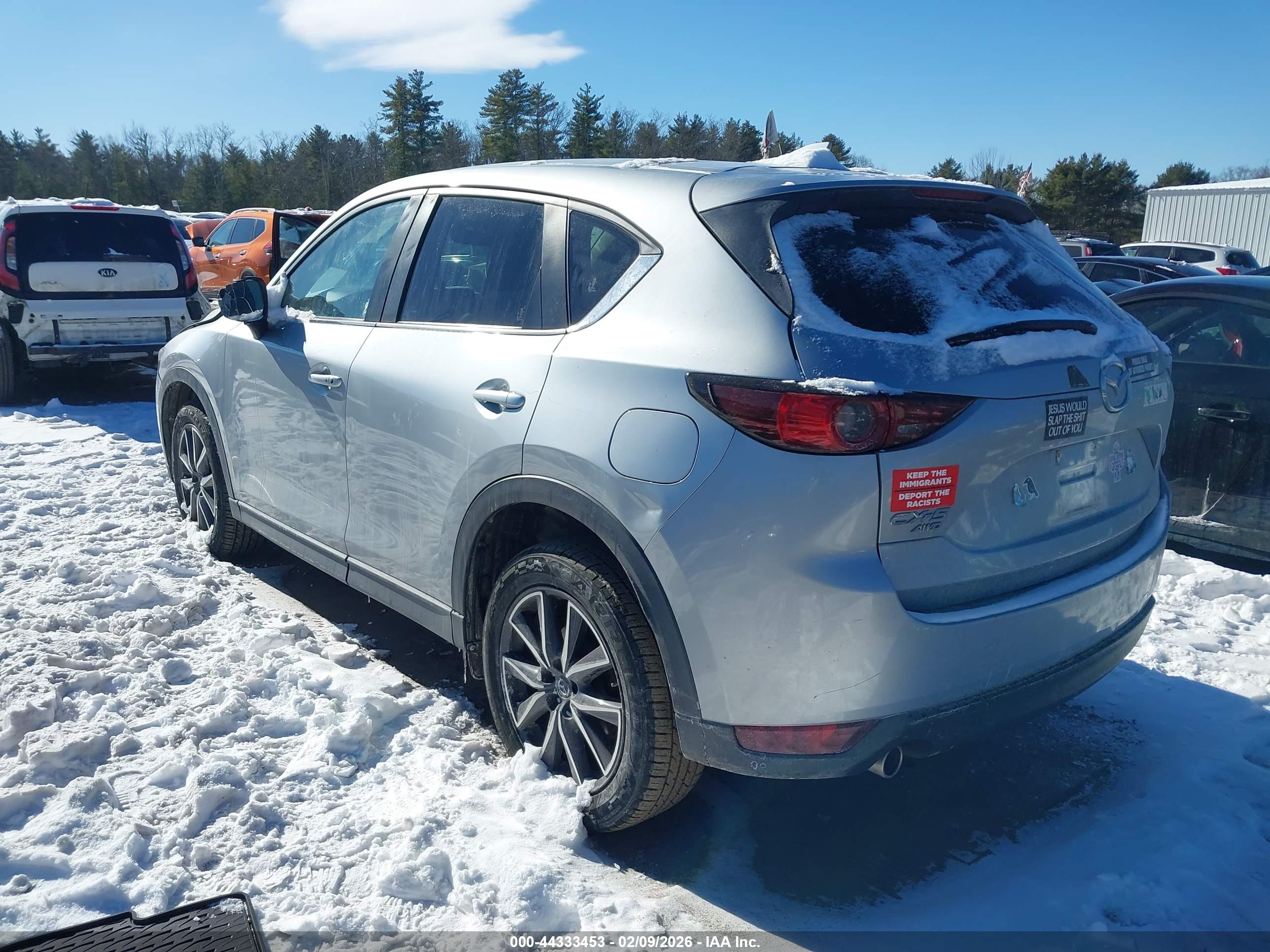 MAZDA CX-5 image 3