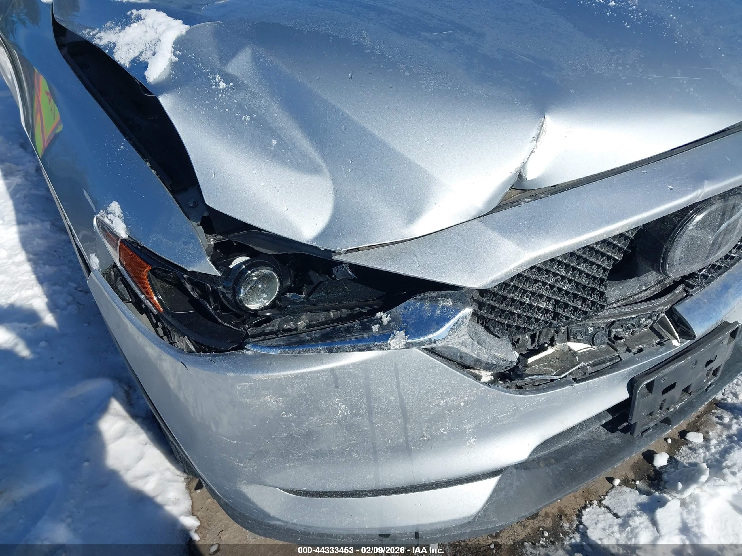 MAZDA CX-5 image 6