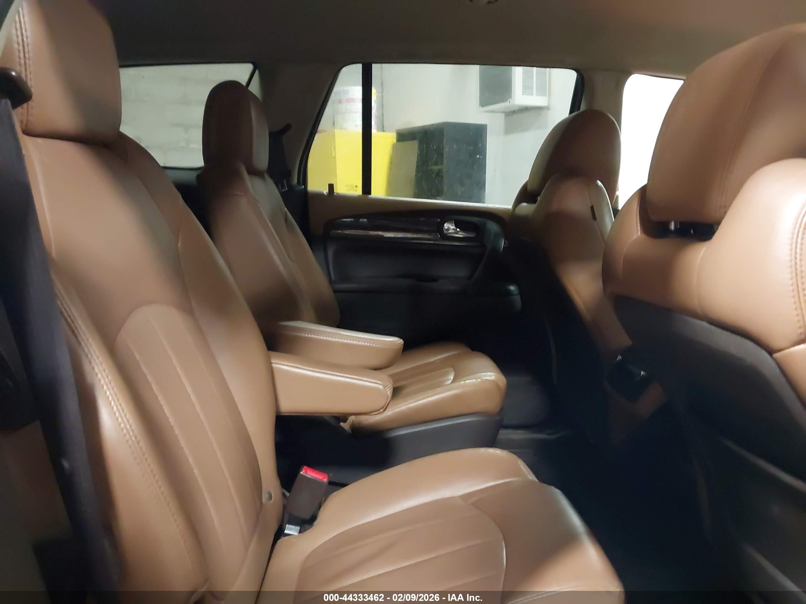 BUICK ENCLAVE image 8