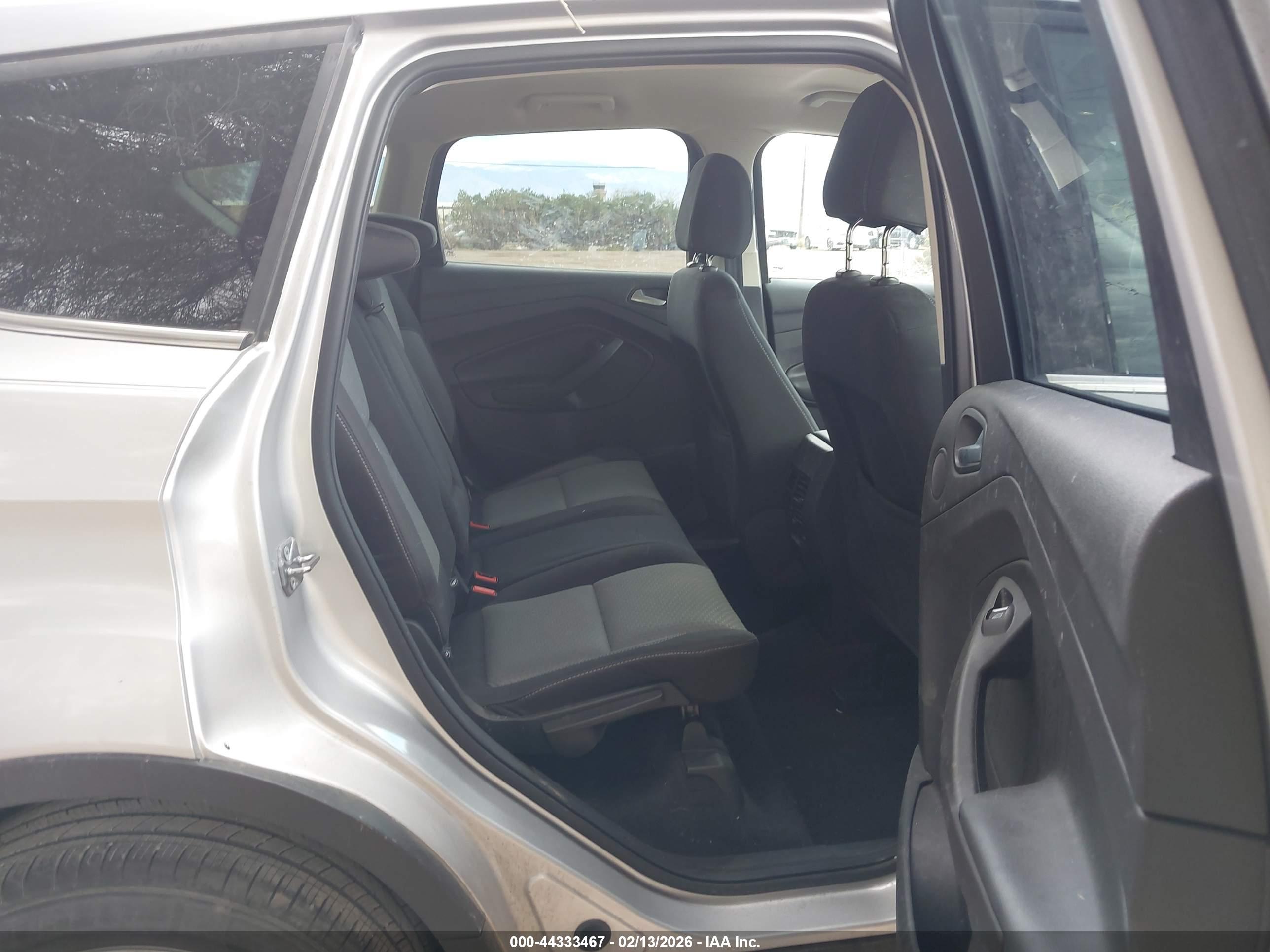 FORD ESCAPE image 8
