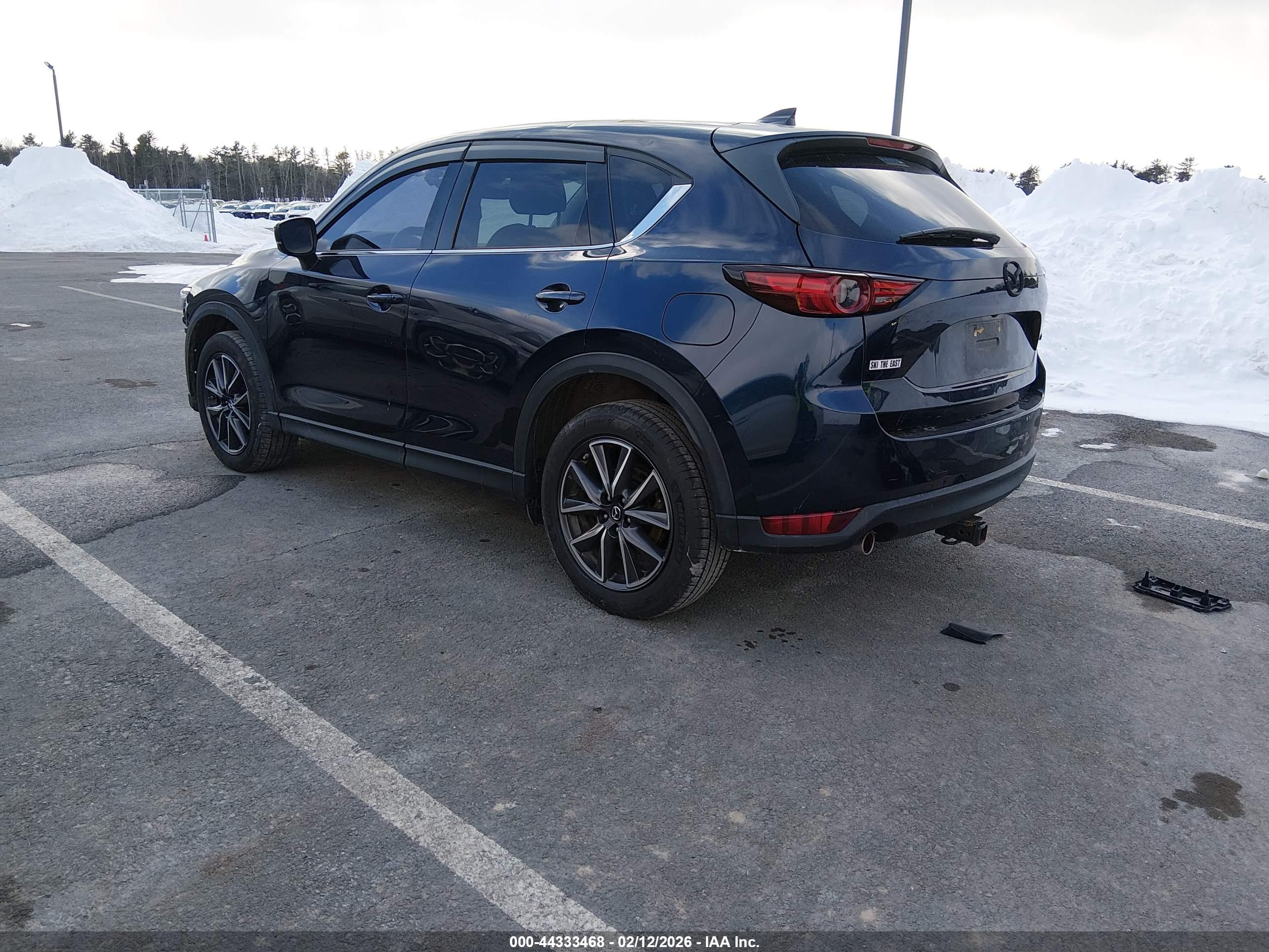 MAZDA CX-5 image 3
