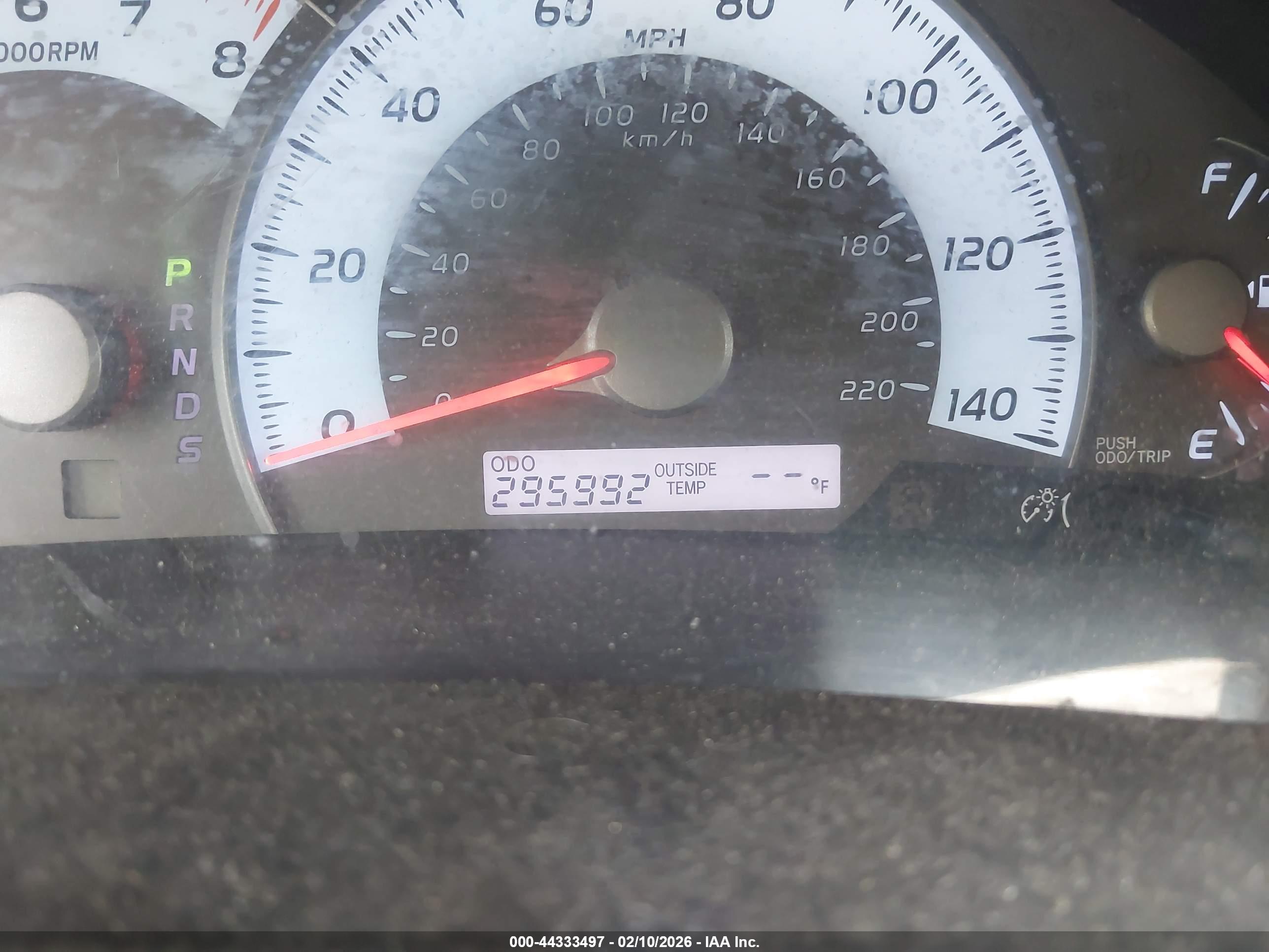 TOYOTA CAMRY image 7