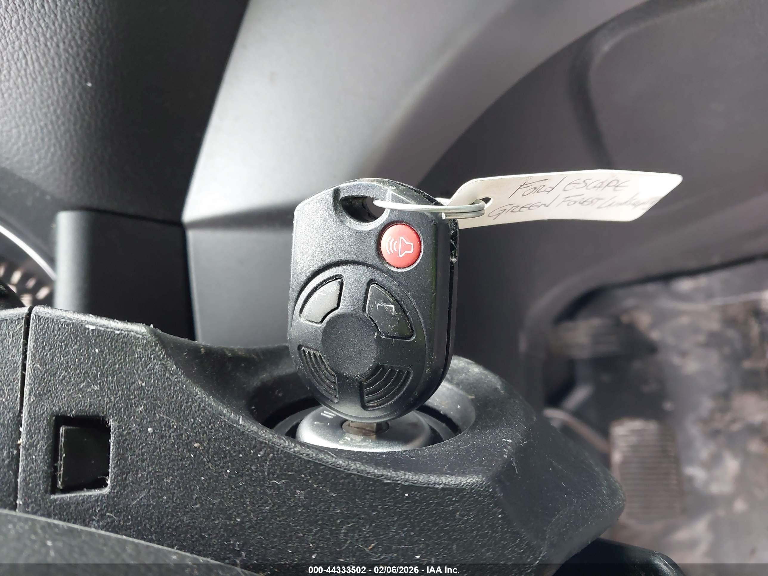 FORD ESCAPE image 11