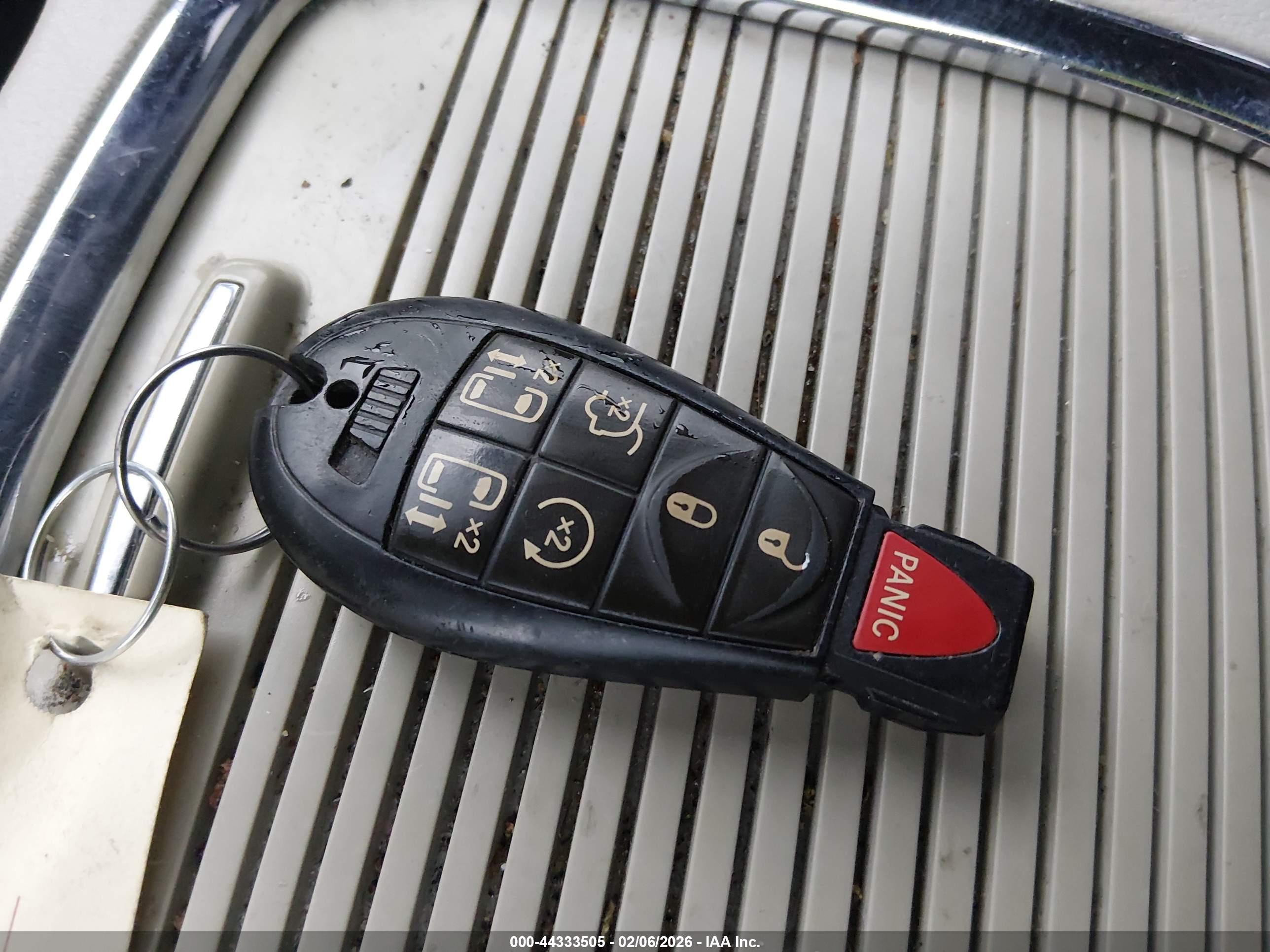 DODGE GRAND image 11