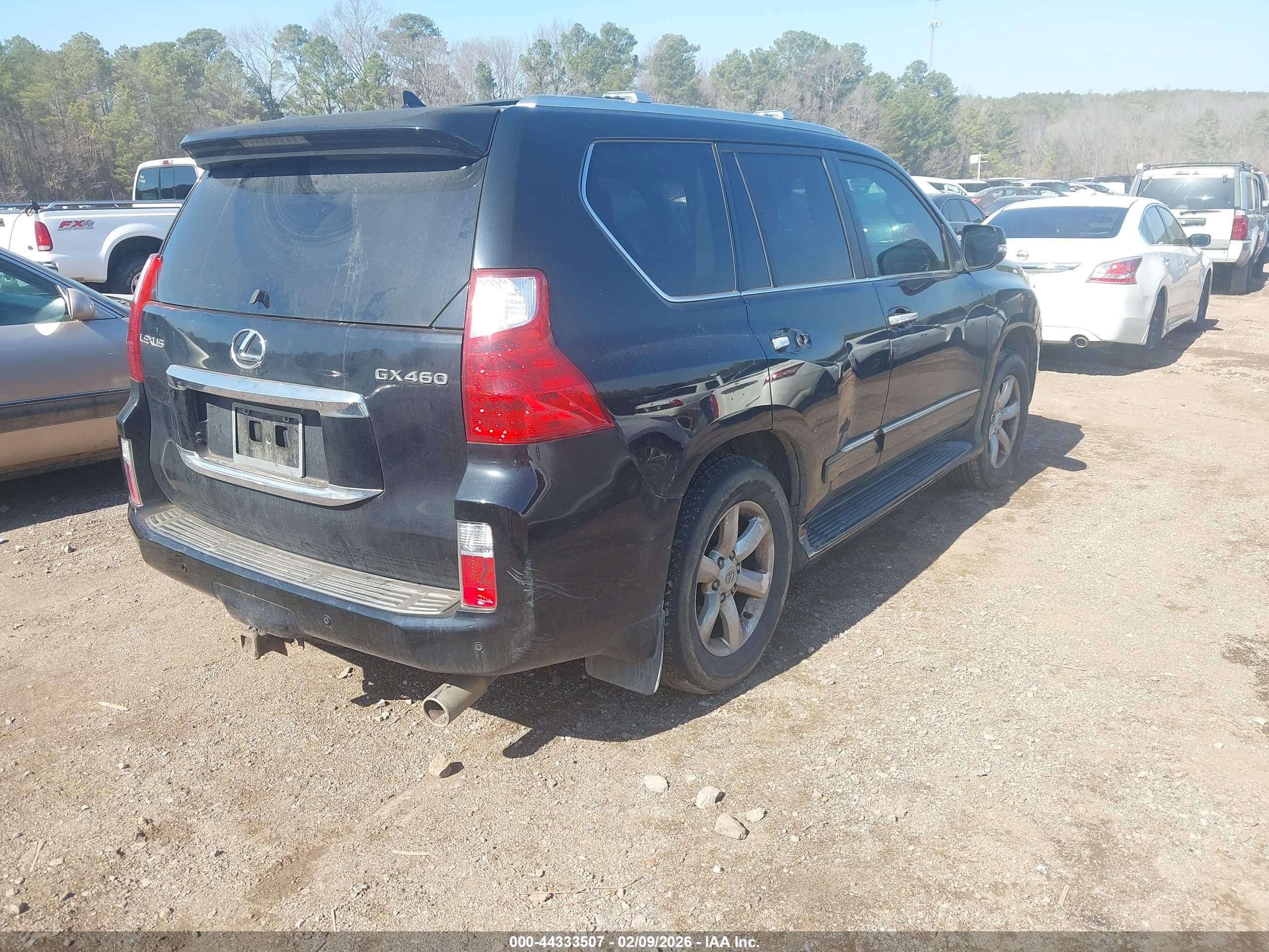 LEXUS GX image 4