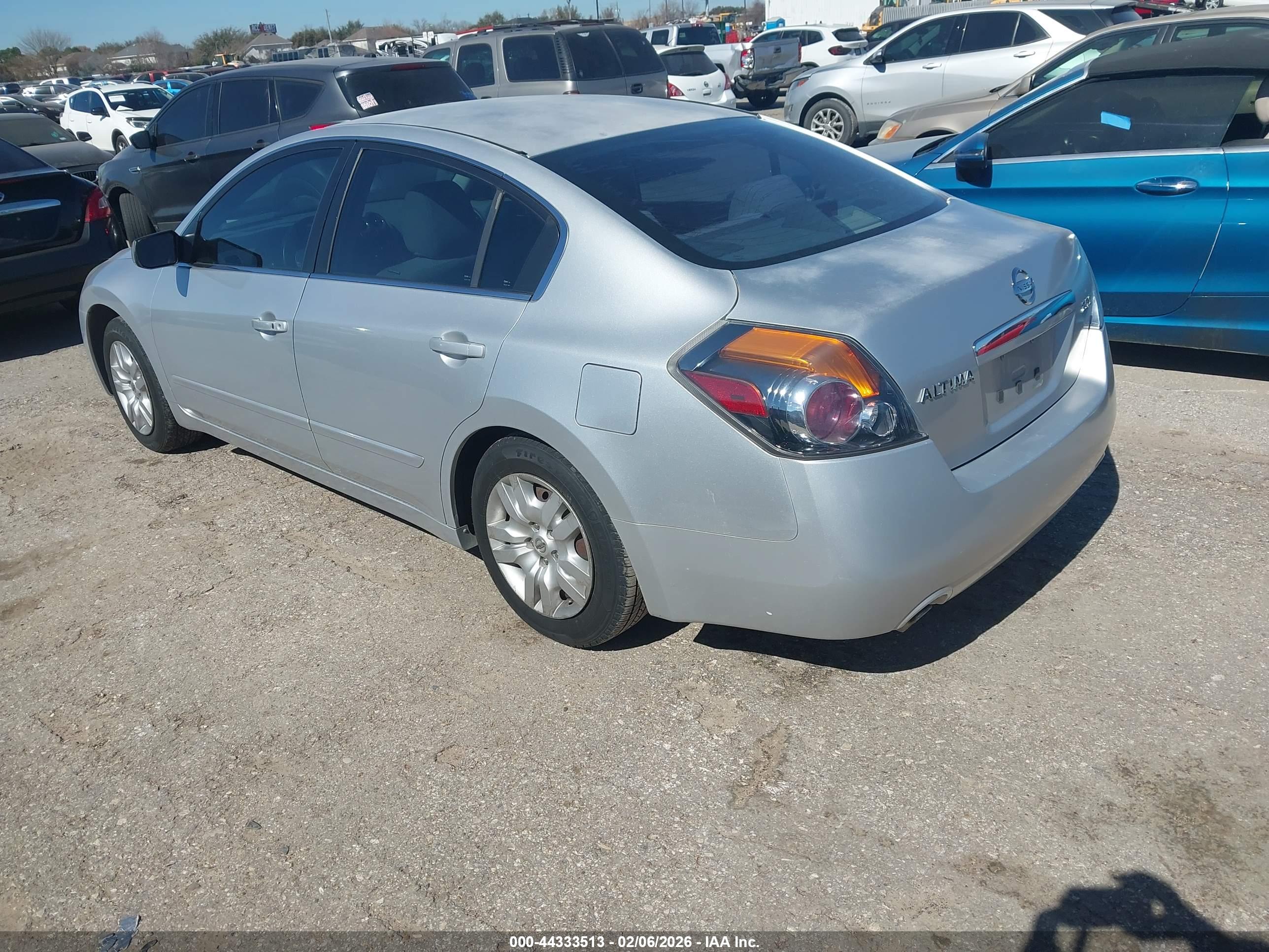 NISSAN ALTIMA image 3