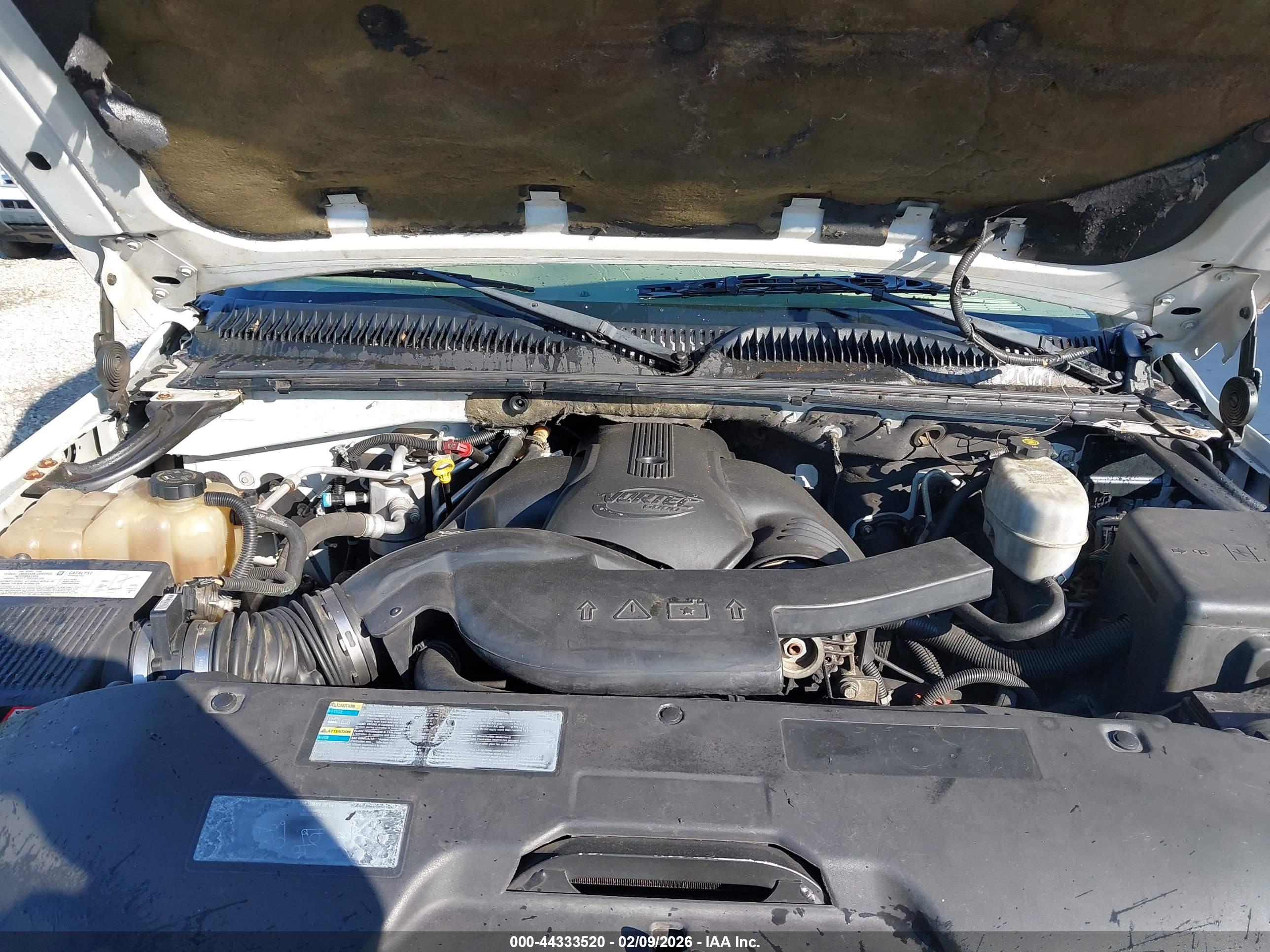 GMC YUKON image 10