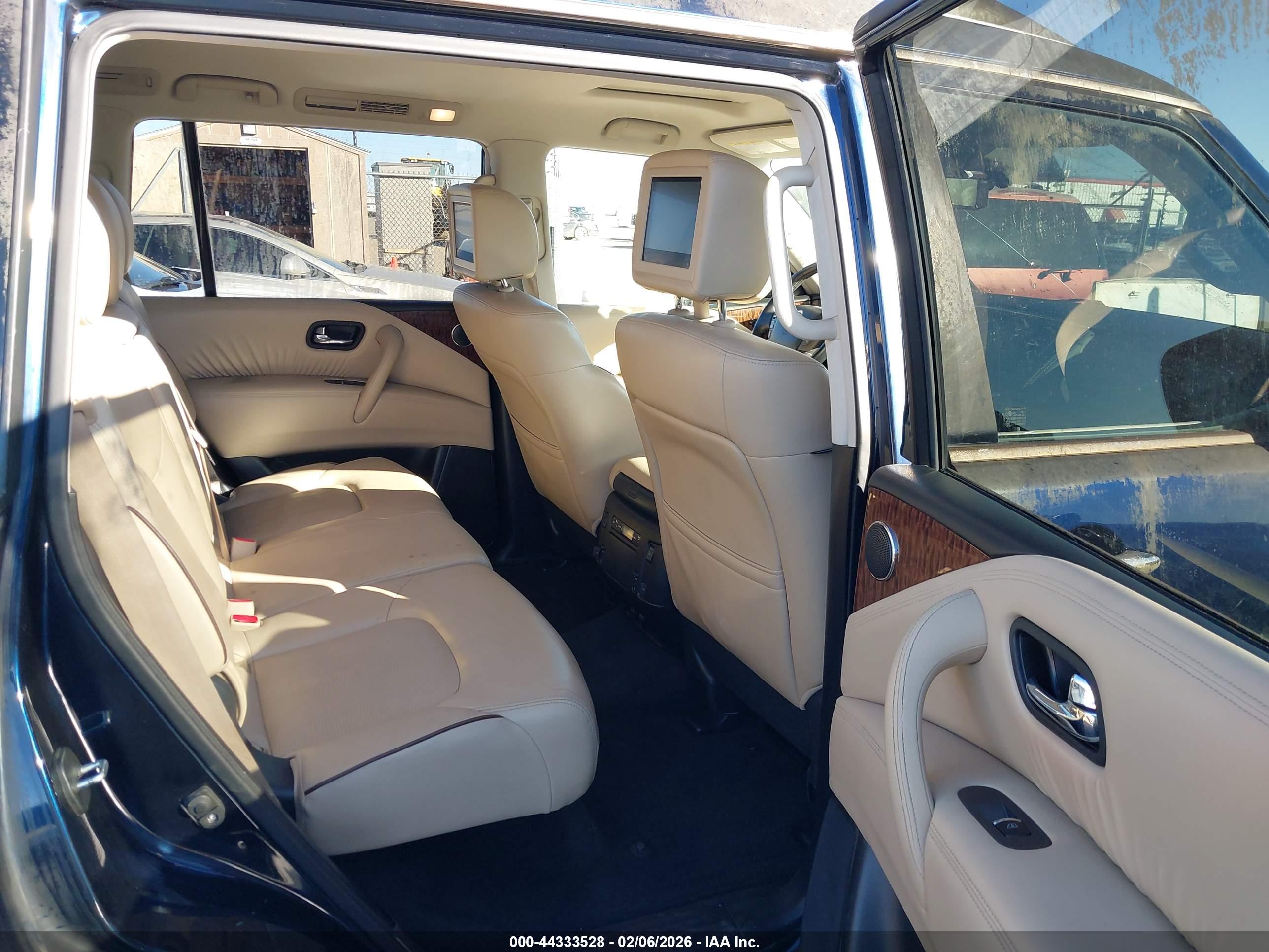 NISSAN ARMADA image 8