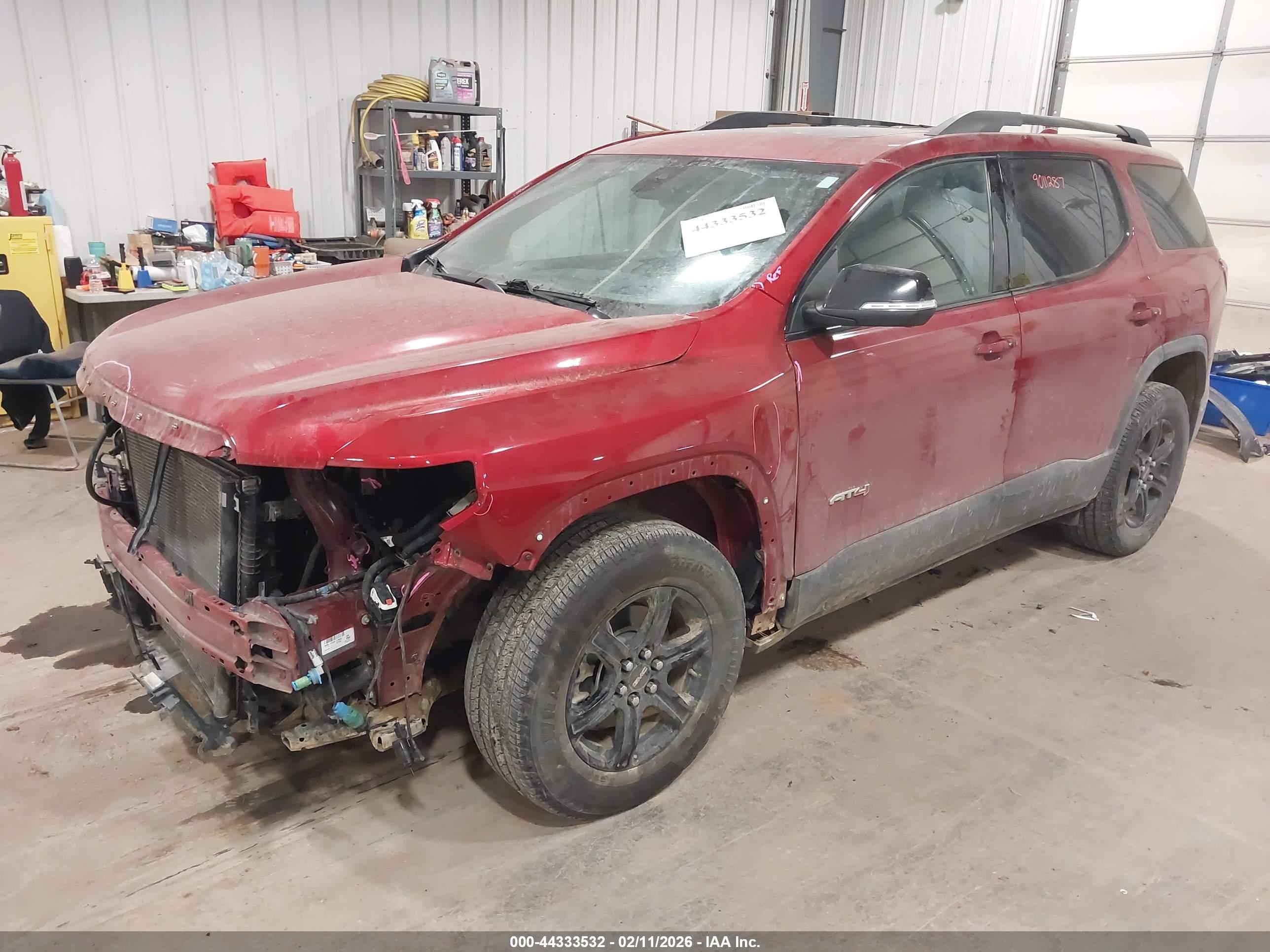 GMC ACADIA image 2