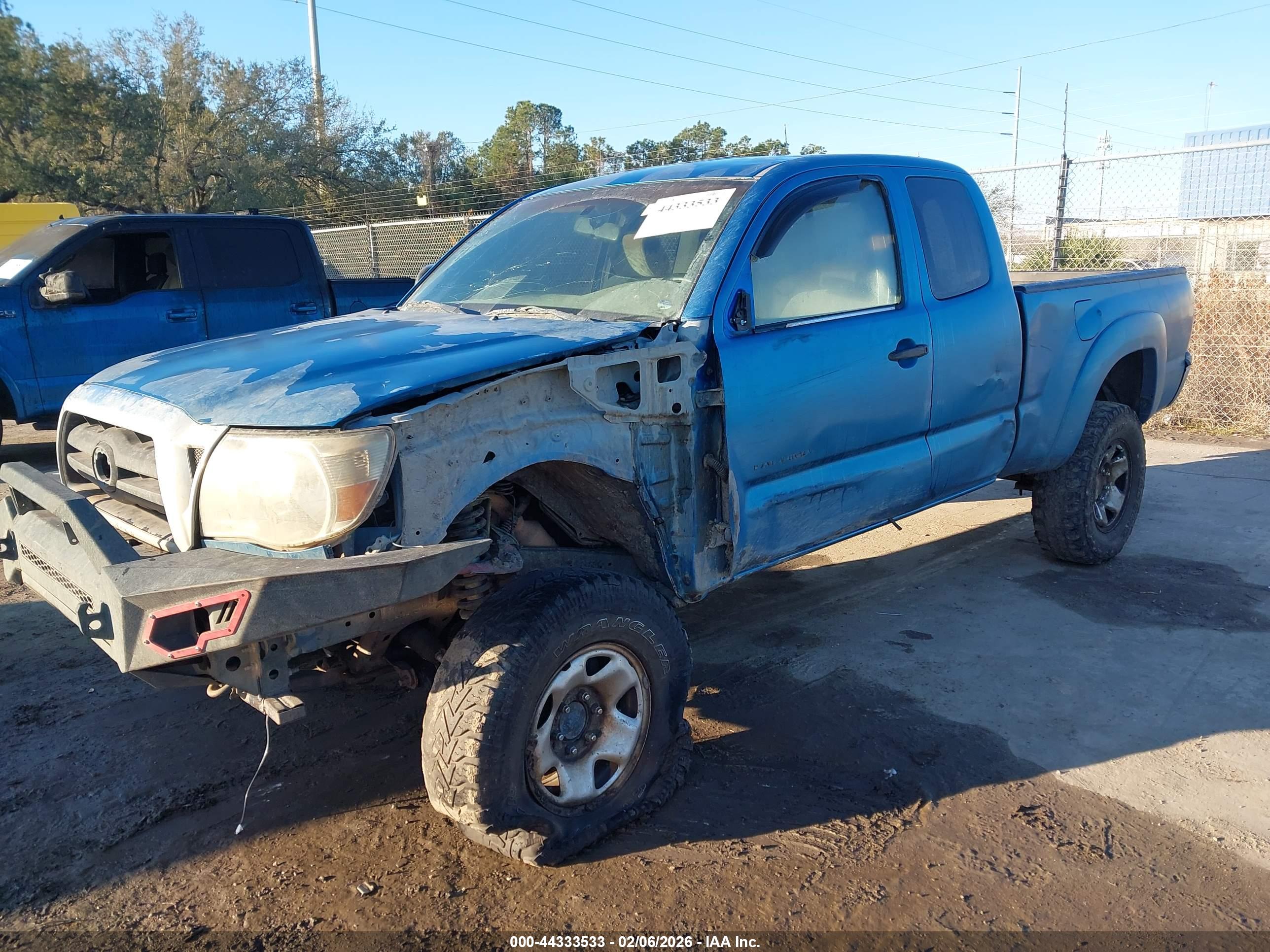 TOYOTA TACOMA image 6