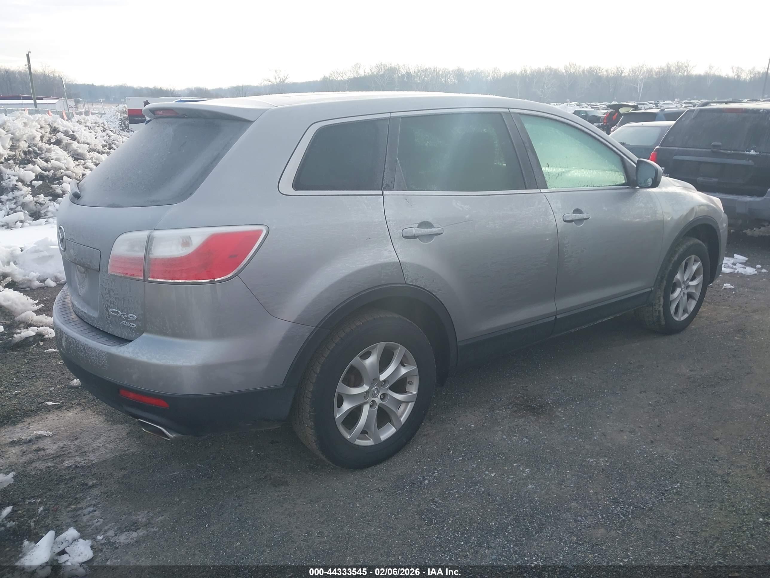 MAZDA CX-9 image 4