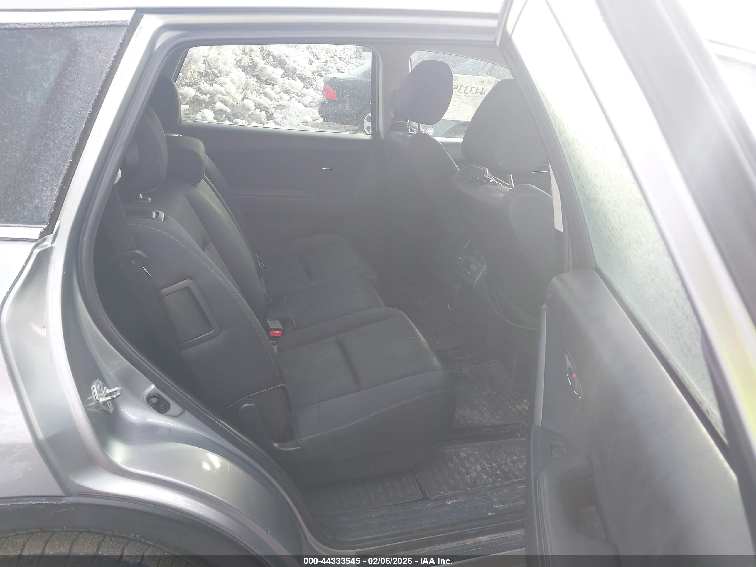 MAZDA CX-9 image 8