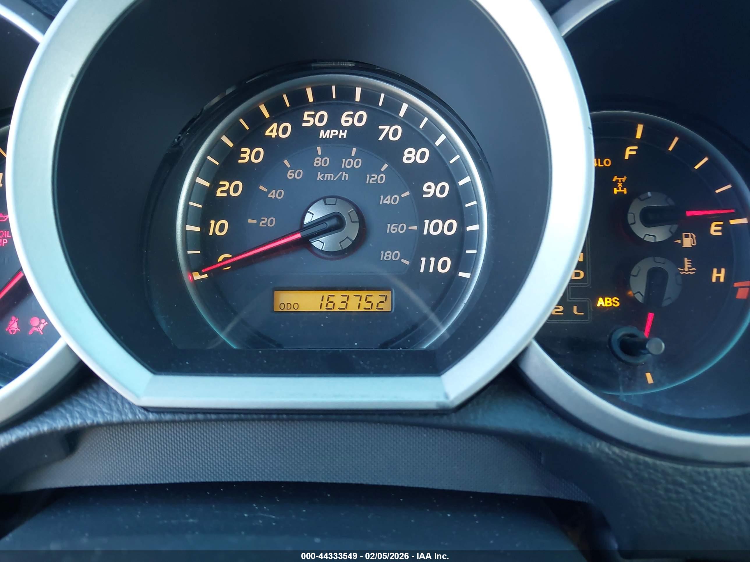 TOYOTA 4RUNNER image 7