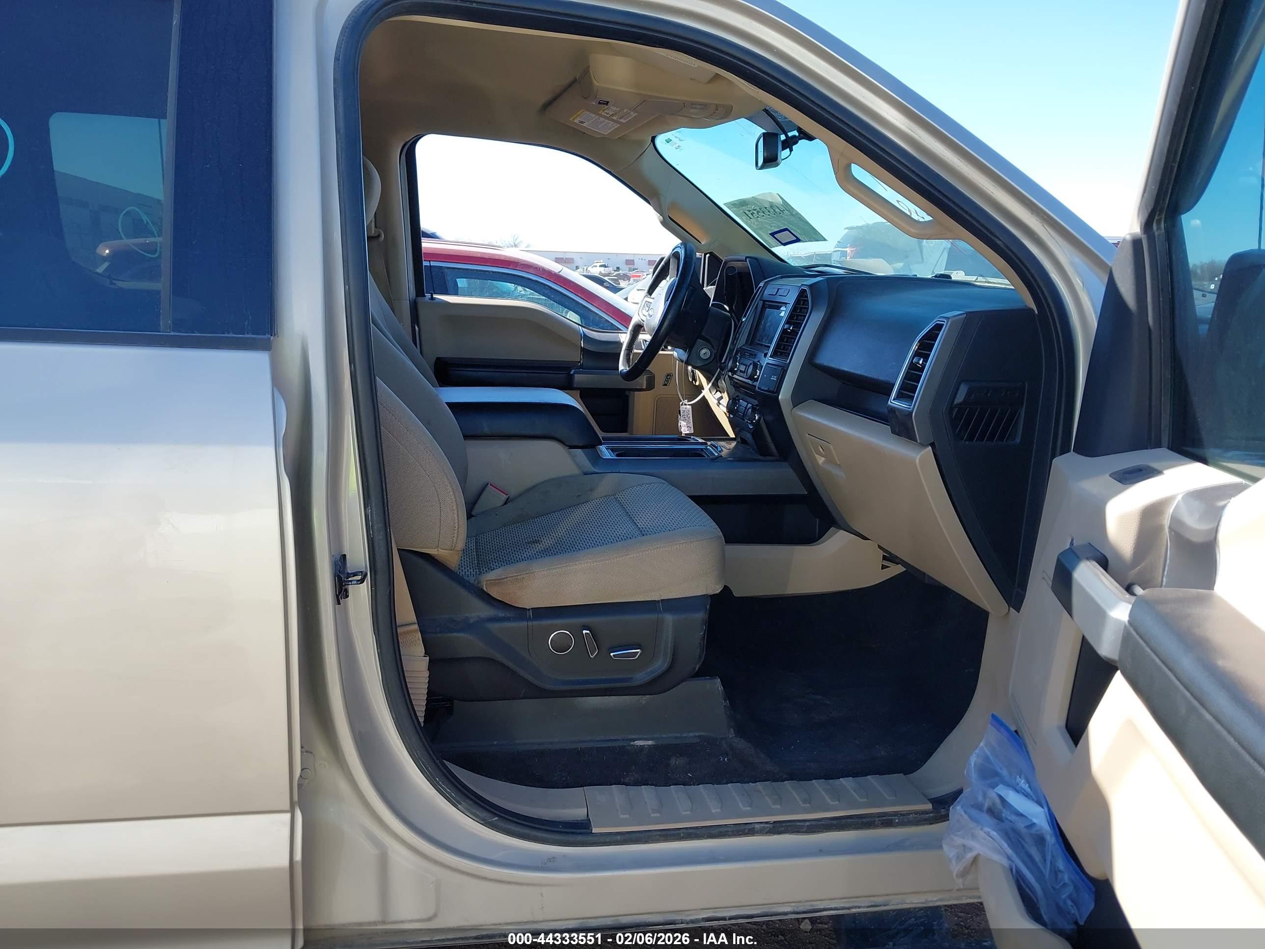 FORD F-150 image 5
