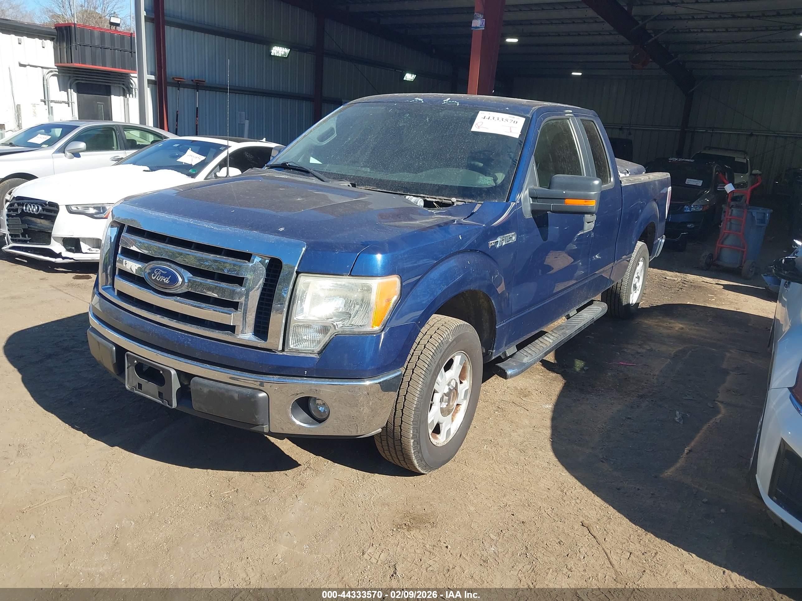 FORD F-150 image 2