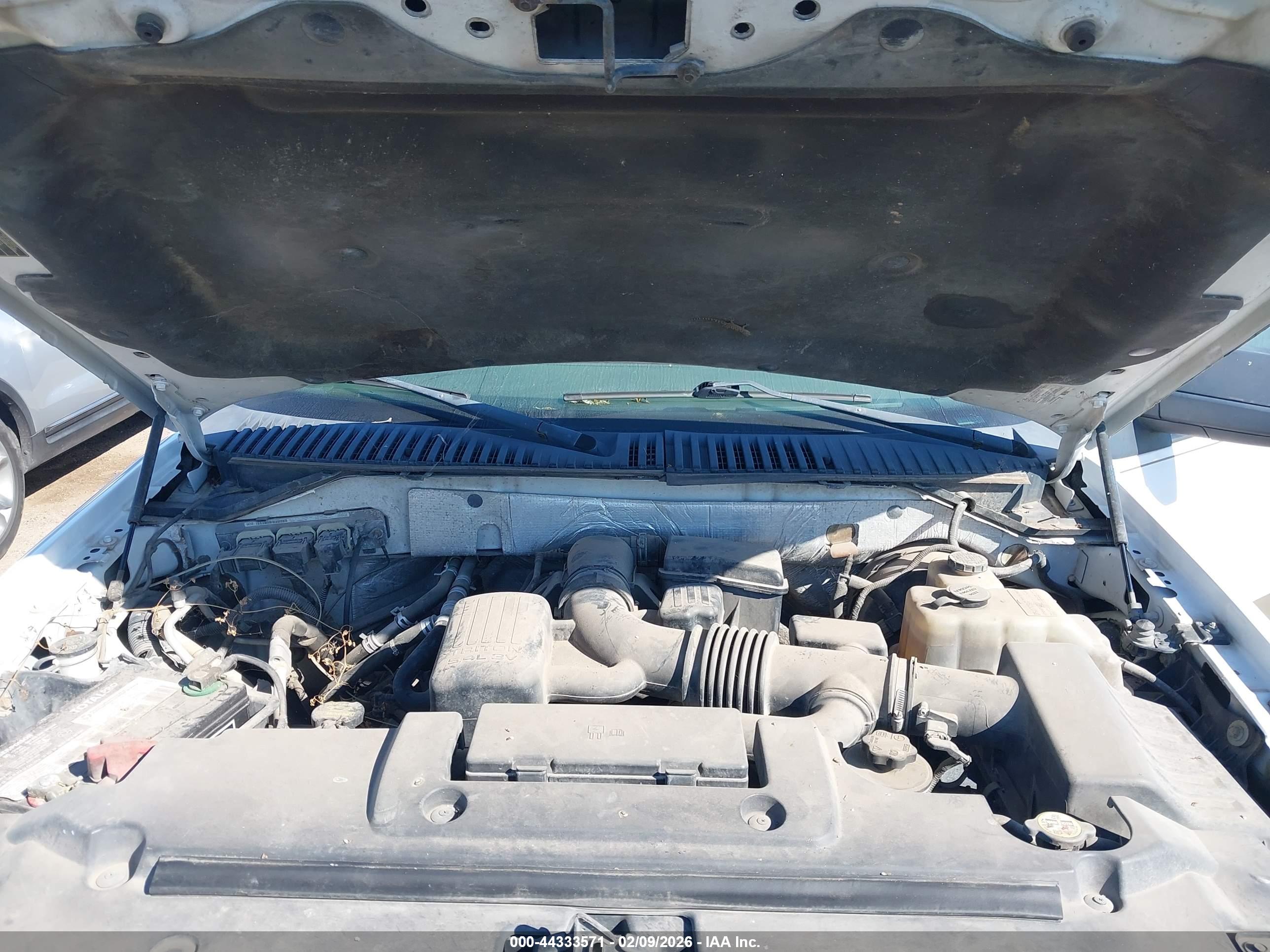 FORD EXPEDITION image 10