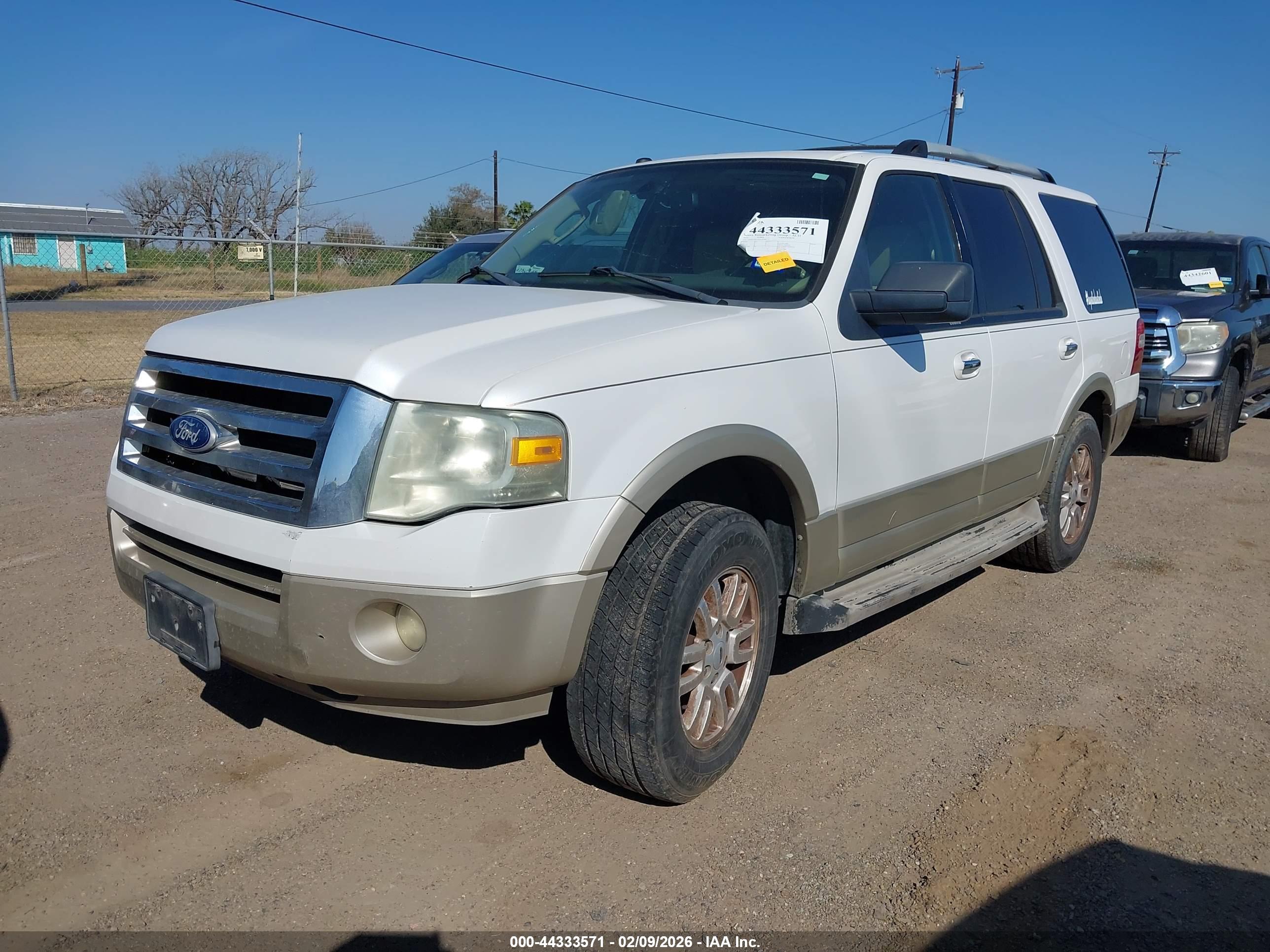 FORD EXPEDITION image 2